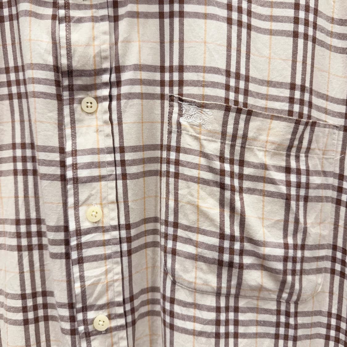 버버리 체크 셔츠 버튼다운 카라 가슴 포켓 자수 로고 디테일 베이지 상품이미지6