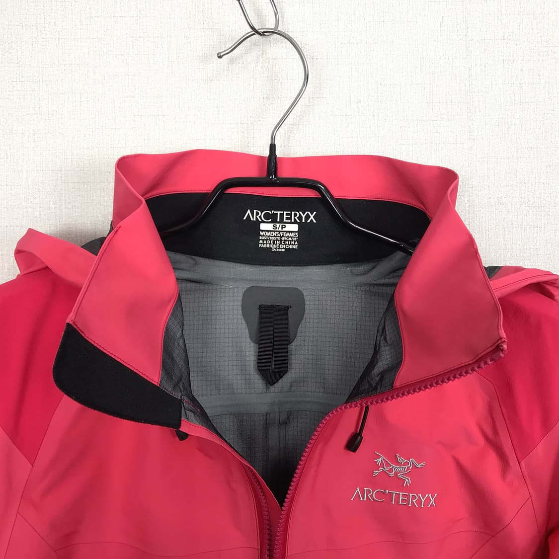 아크테릭스 고어텍스 바람막이 자켓 여성S 상품이미지5