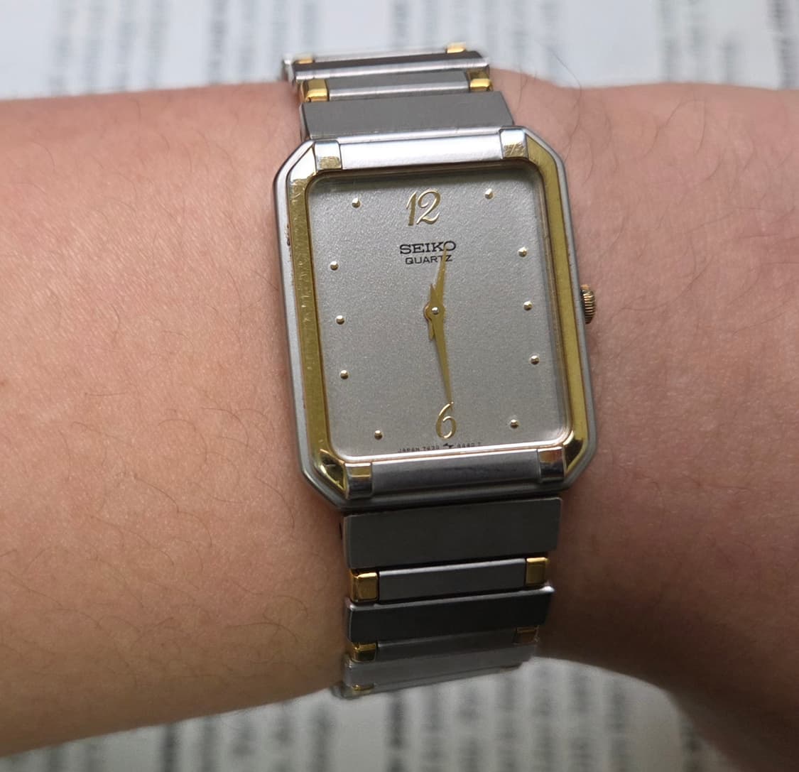 빈티지 세이코 사각탱크 그레이 다이얼 칼침핸즈 슬림쿼츠 브레이슬릿 ver 상품이미지10