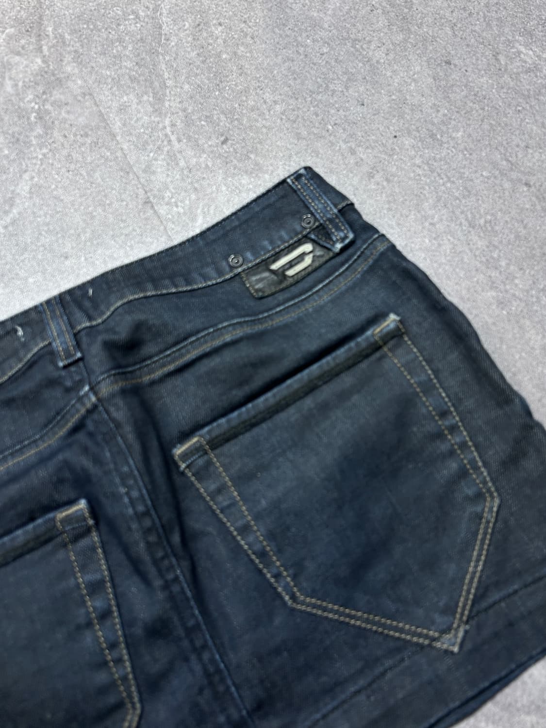 디젤 로우라이즈 데님 미니 스커트 상품이미지5