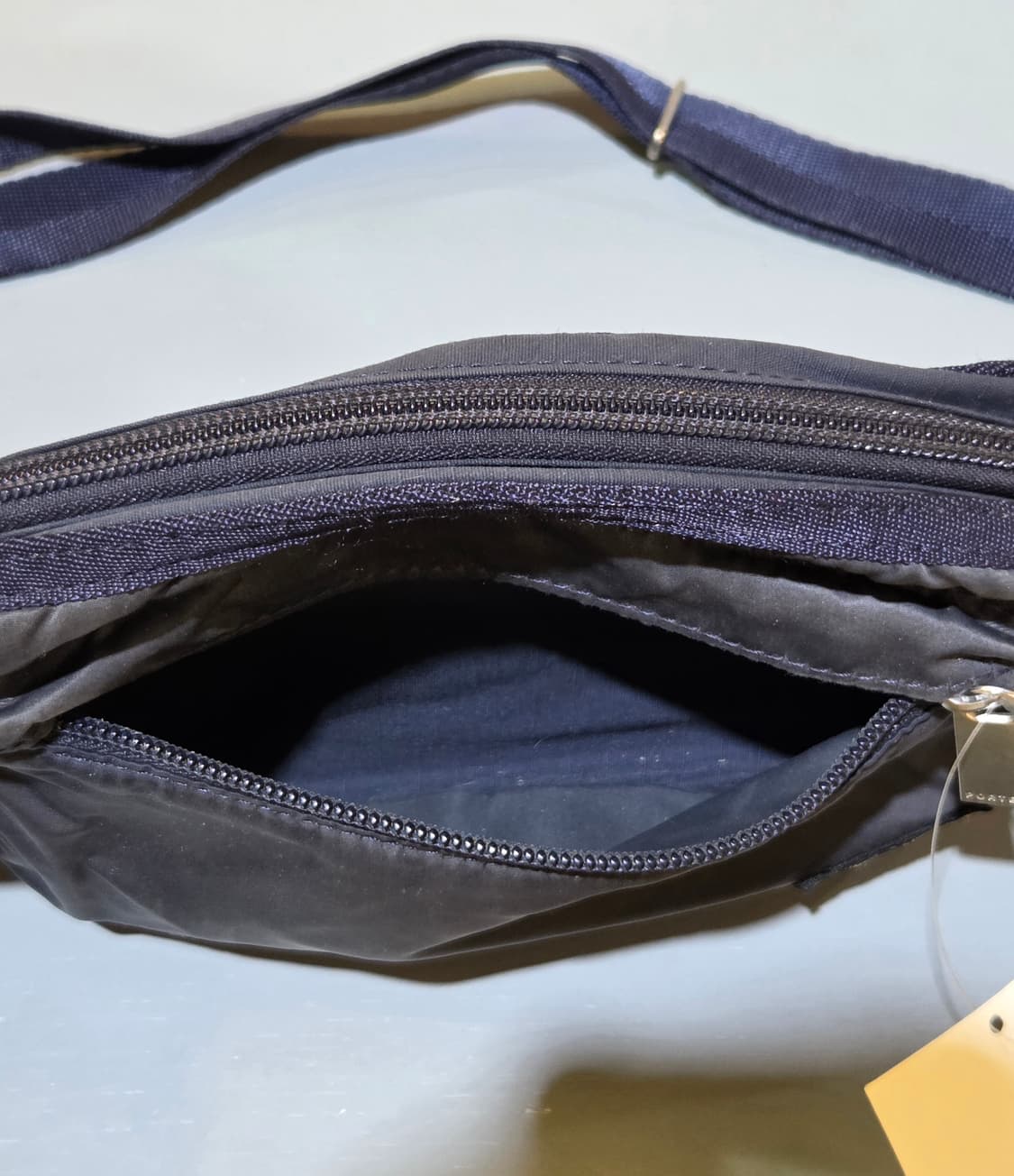 Yoshida porter 포터 딥네이비 미니크로스백 상품이미지4