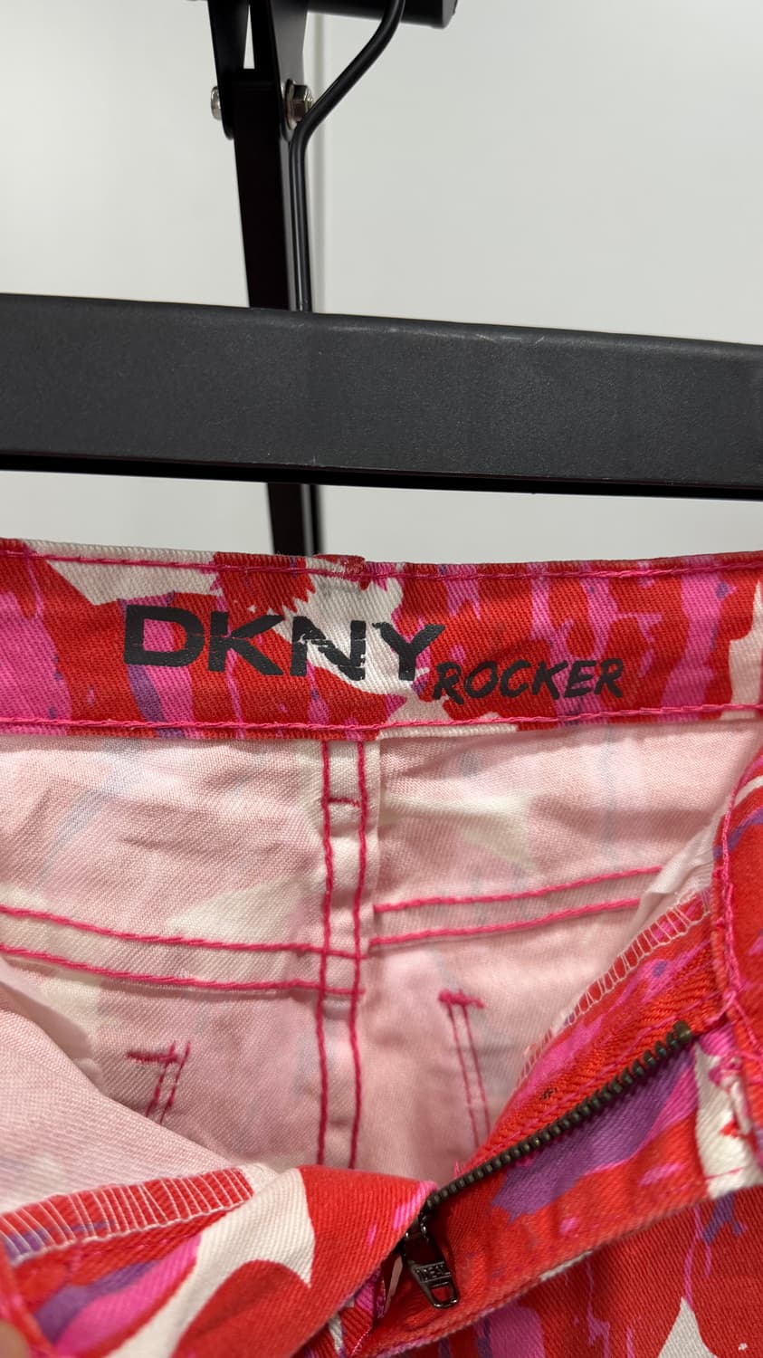 DKNY ROCKER 플로럴 페인팅 빨간 꽃 무늬 스키니 진 상품이미지4