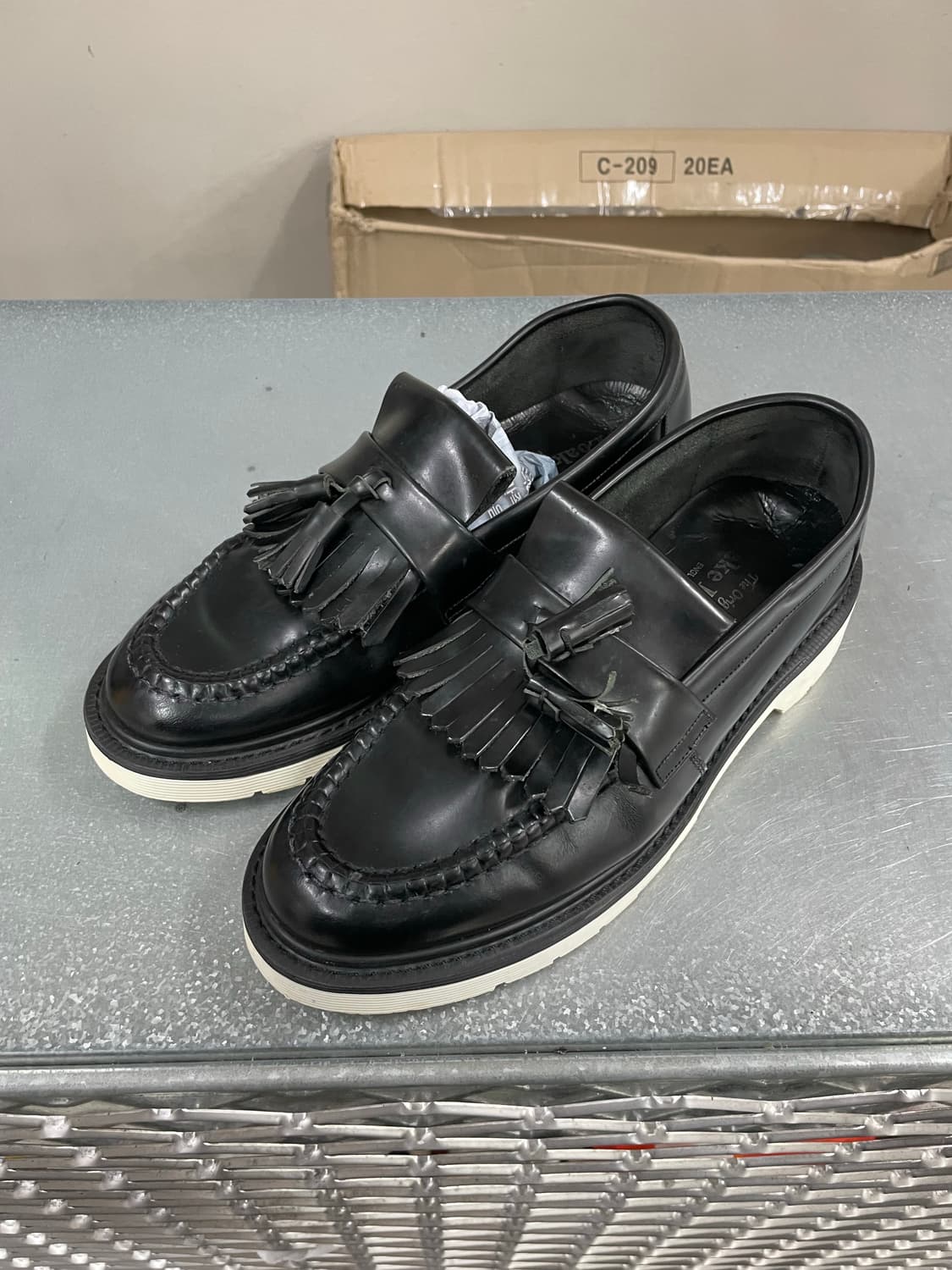 로크 테슬 로퍼 블랙 uk6.5 상품이미지2