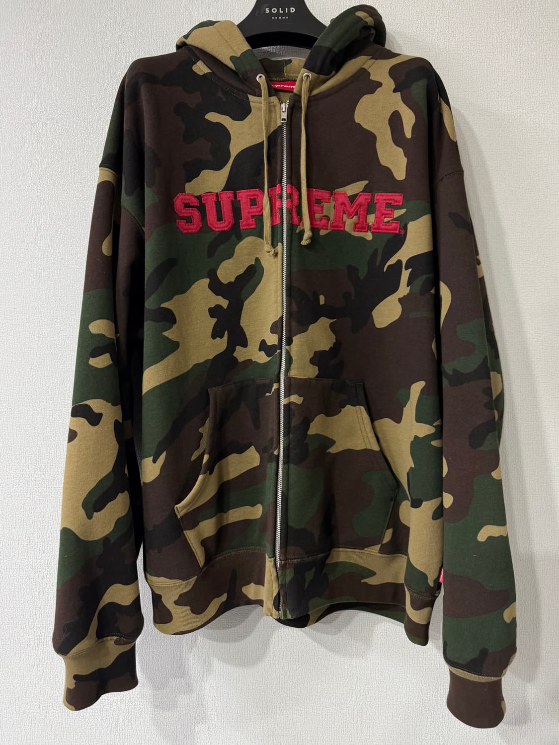 [XXL] 슈프림 25FW 아플리케 집업 후드 스웨트셔츠 우드랜드 카모 상품이미지1