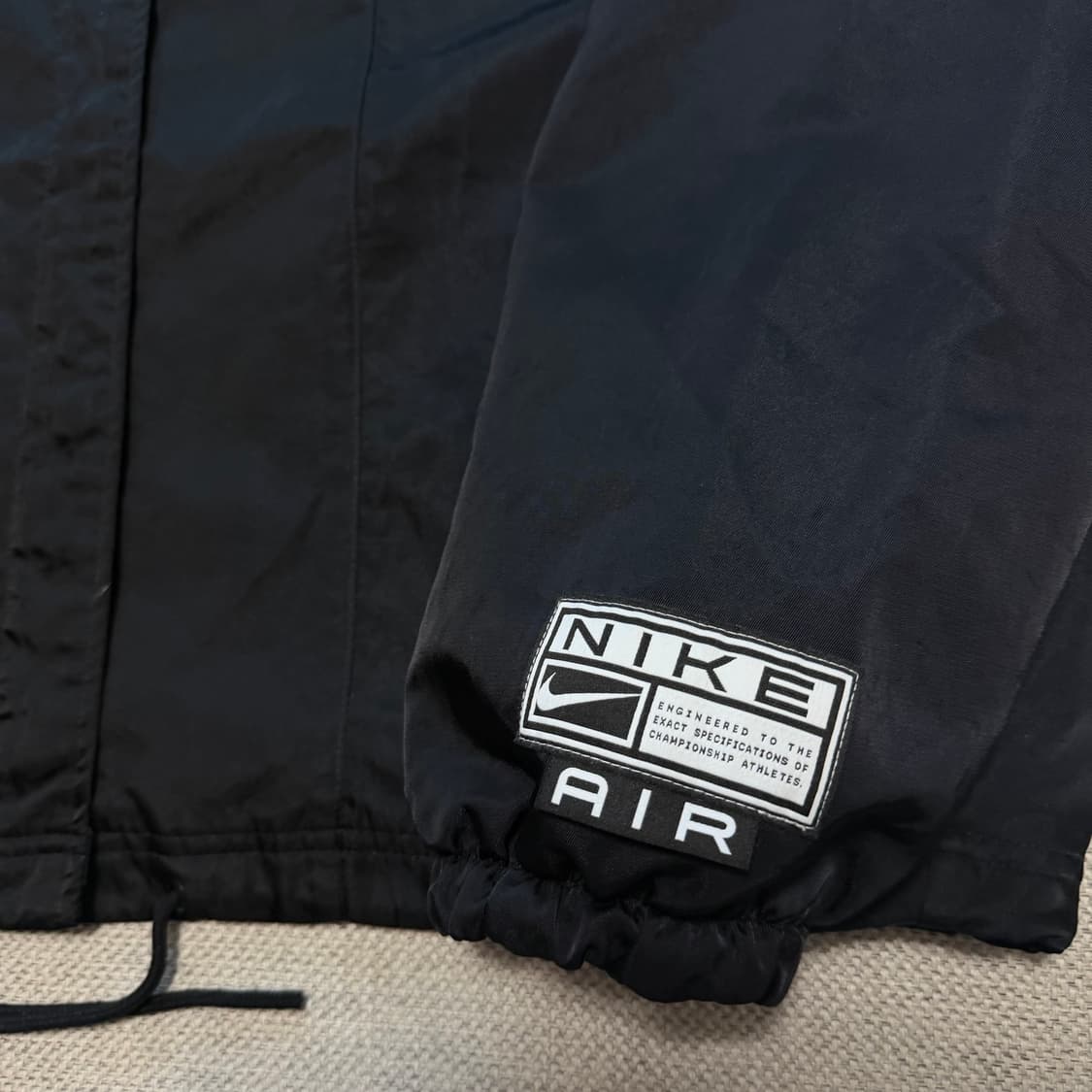 나이키 에어 빅스우시 우븐 봄버자켓 상품이미지3