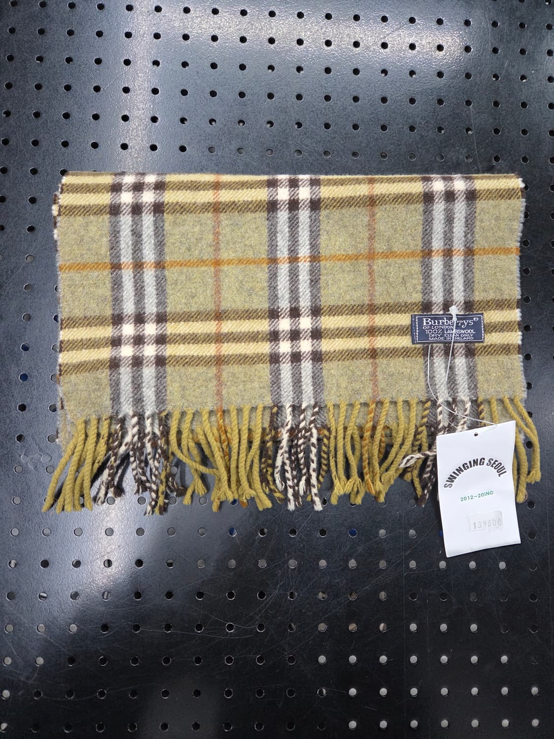 버버리 목도리 판매합니다 상품이미지1