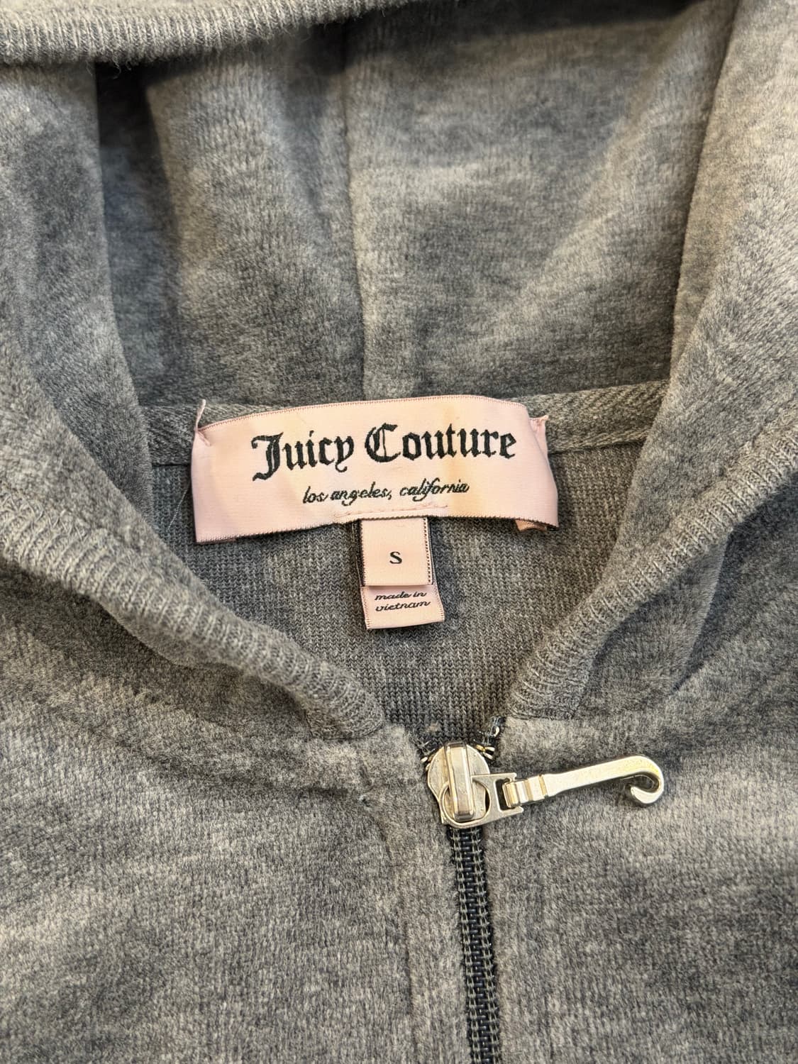 쥬시꾸뛰르 딱붙핏 벨벳 후드집업 그레이 상품이미지5