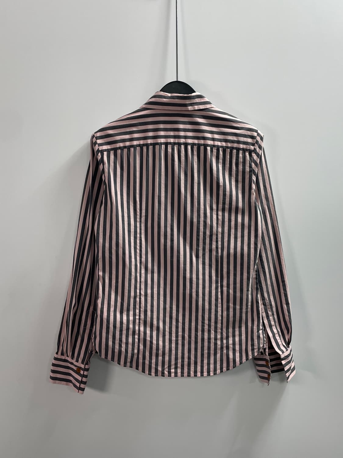 비비안웨스트우드 스트라이프 긴팔 셔츠 (on.256) 상품이미지3