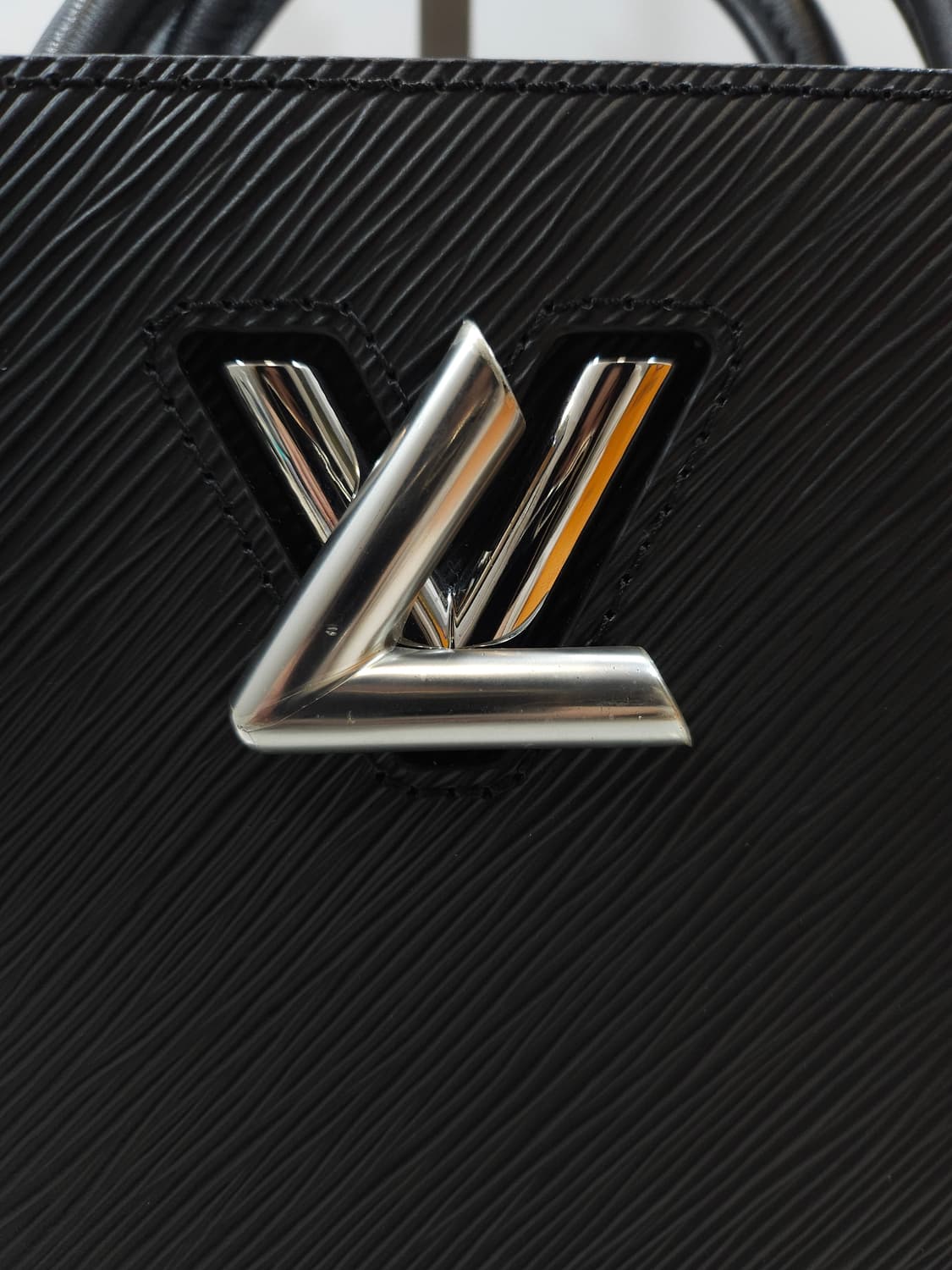 [정품] 루이비통 에삐 트위스트 토트백 M54810 상품이미지6