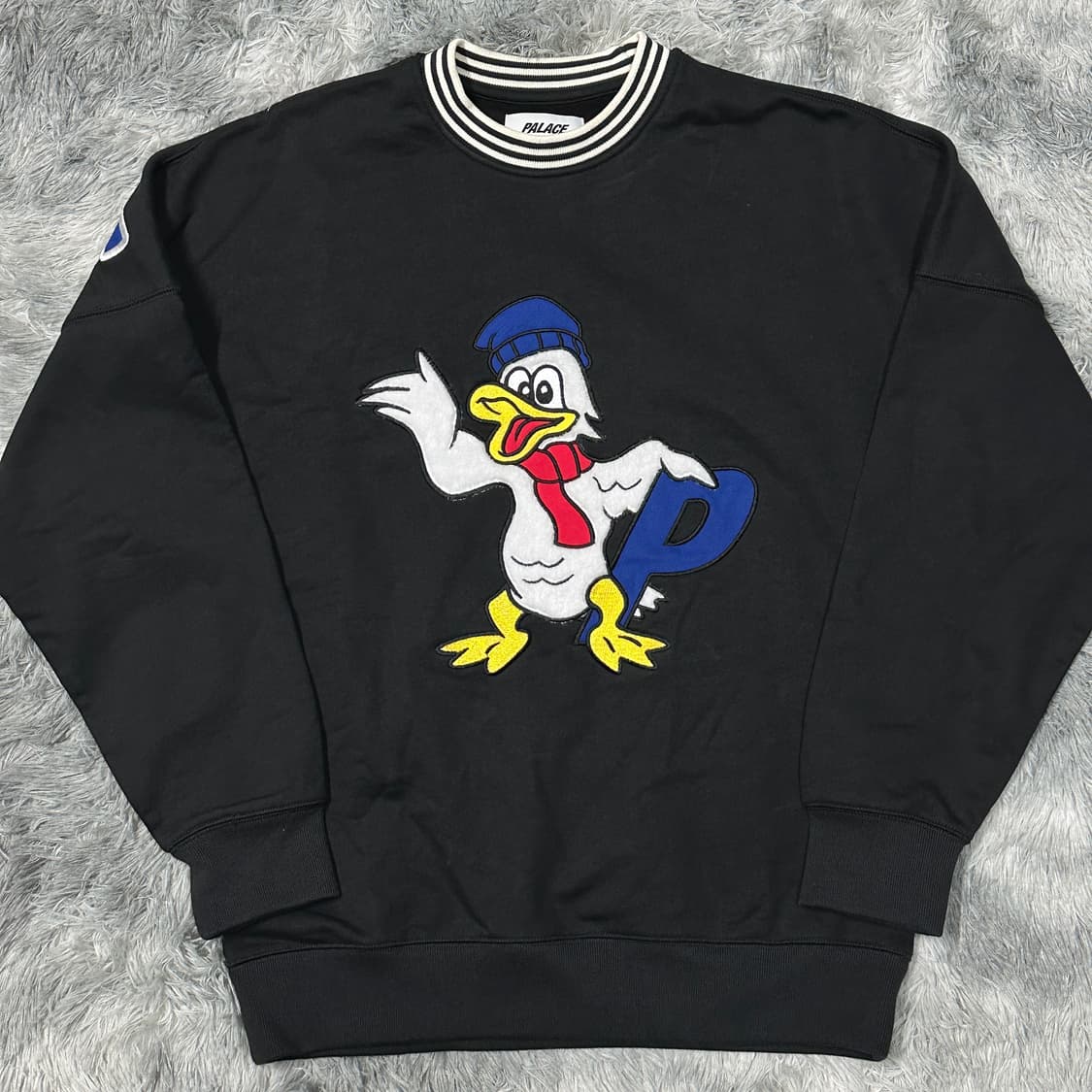 팔라스 칠리 덕 빅로고 맨투맨 m 상품이미지2