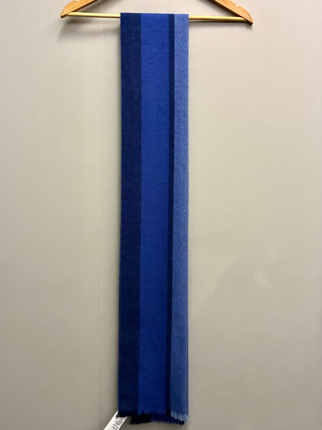 COACH 코치 뉴욕 캐시미어 울 스트라이프 스카프 머플러 블루 상품이미지3
