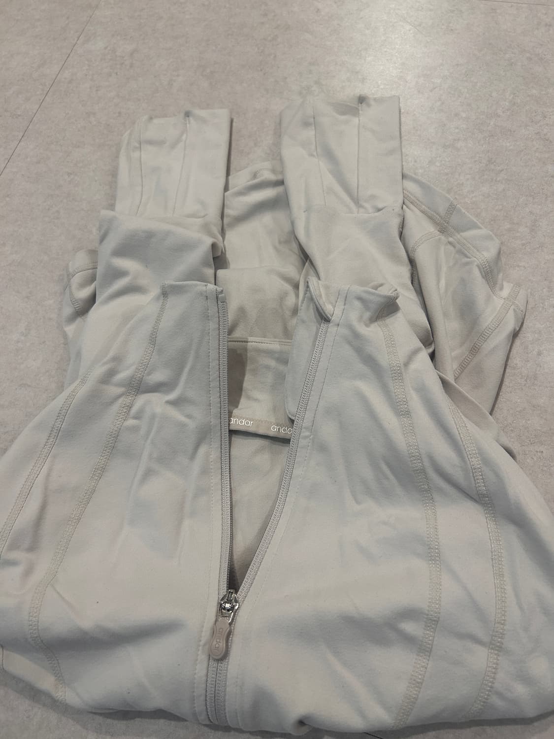 안다르 코듀라 NZ 라인 집업 데니크림 상품이미지4