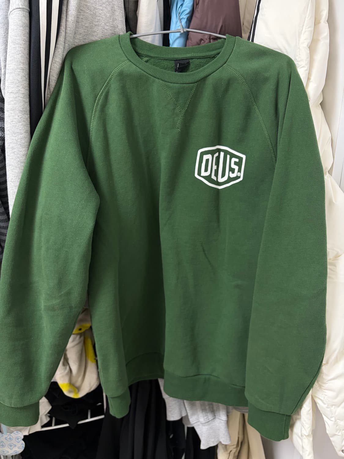 데우스 엑스 마키나 맨투맨 s 상품이미지1