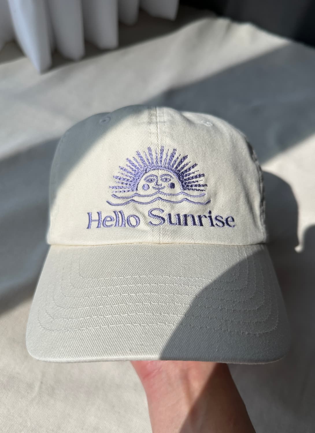 헬로선라이즈 로고 자수 볼캡 아이보리 상품이미지5