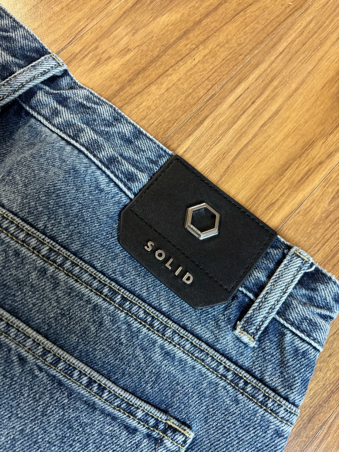 솔리드옴므 와이드 데님 팬츠 연청 상품이미지4