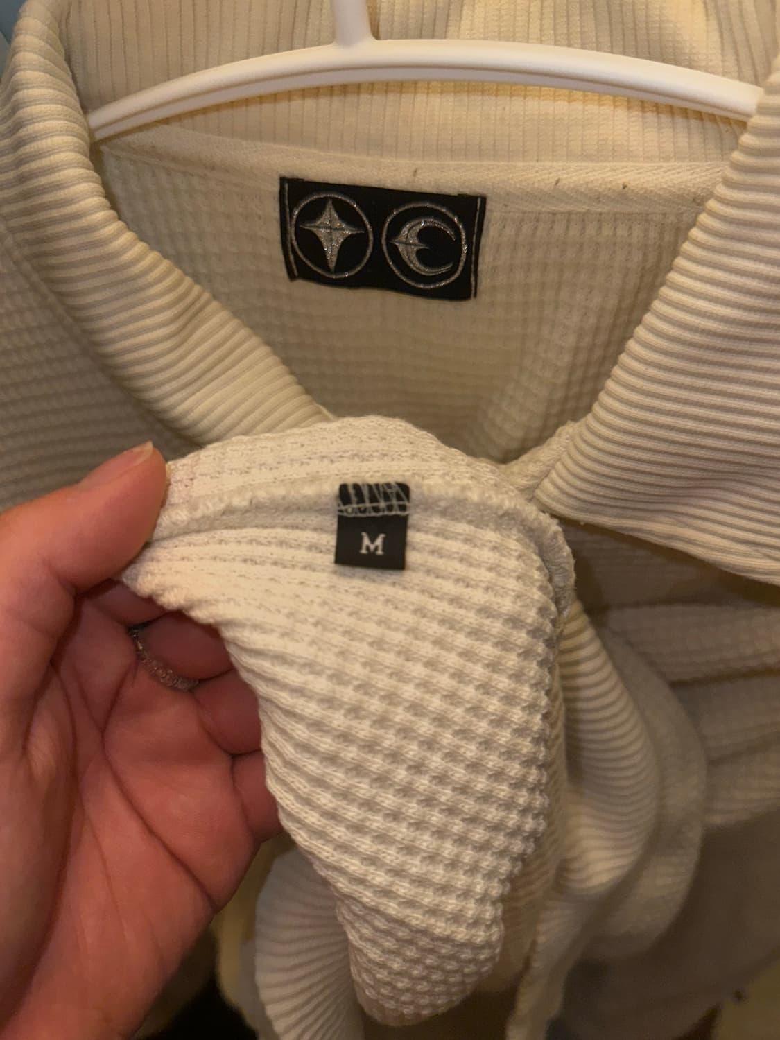 떠그클럽 와플 니트 카라 롱슬리브 크림 상품이미지4