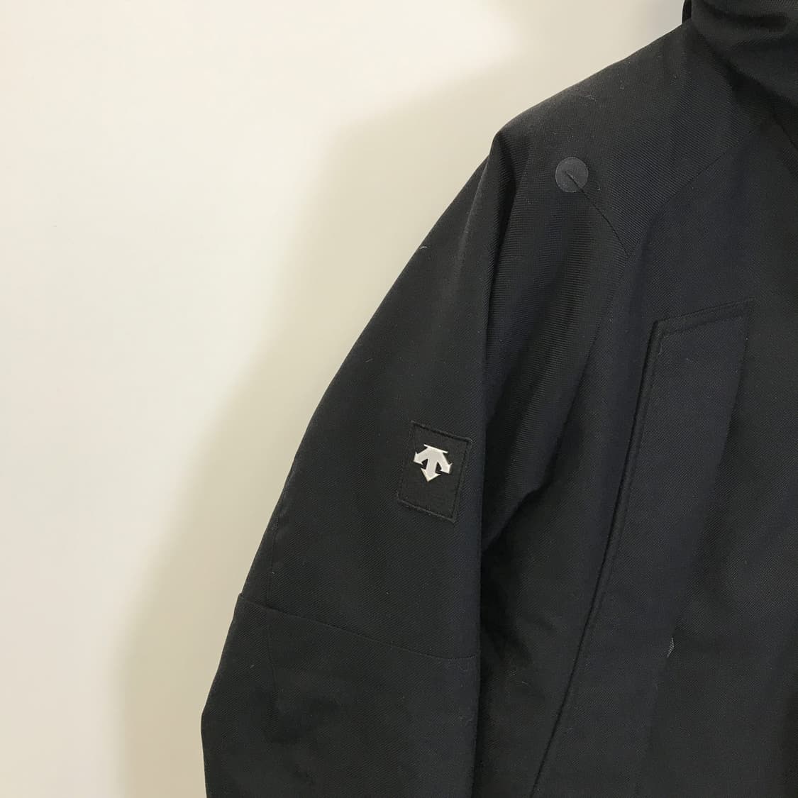 데상트 듀얼리스 2in 1 바람막이 패딩점퍼 [100] 상품이미지2