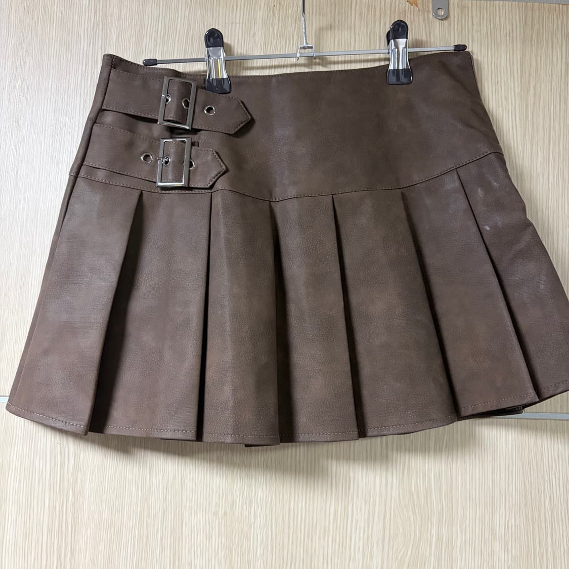 브라운 버클 레더 미니 스커트 상품이미지1