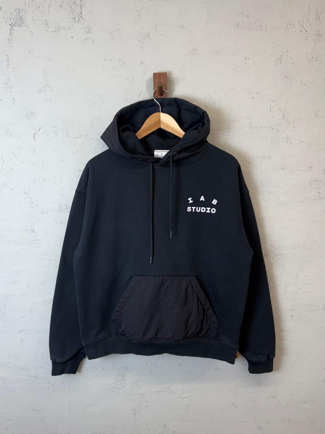 IAB STUDIO 아이앱스튜디오 나일론 우븐 후드 상품이미지1