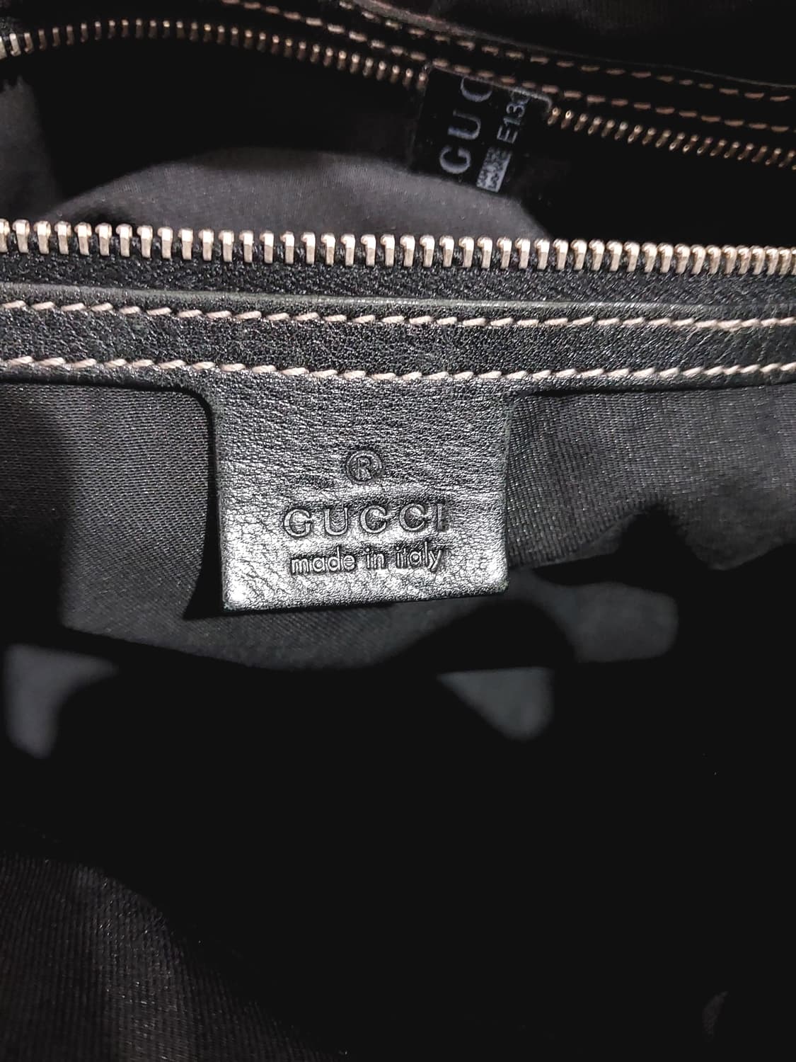 [정품] 구찌 GG로고 자가드 블랙 숄더백 상품이미지8
