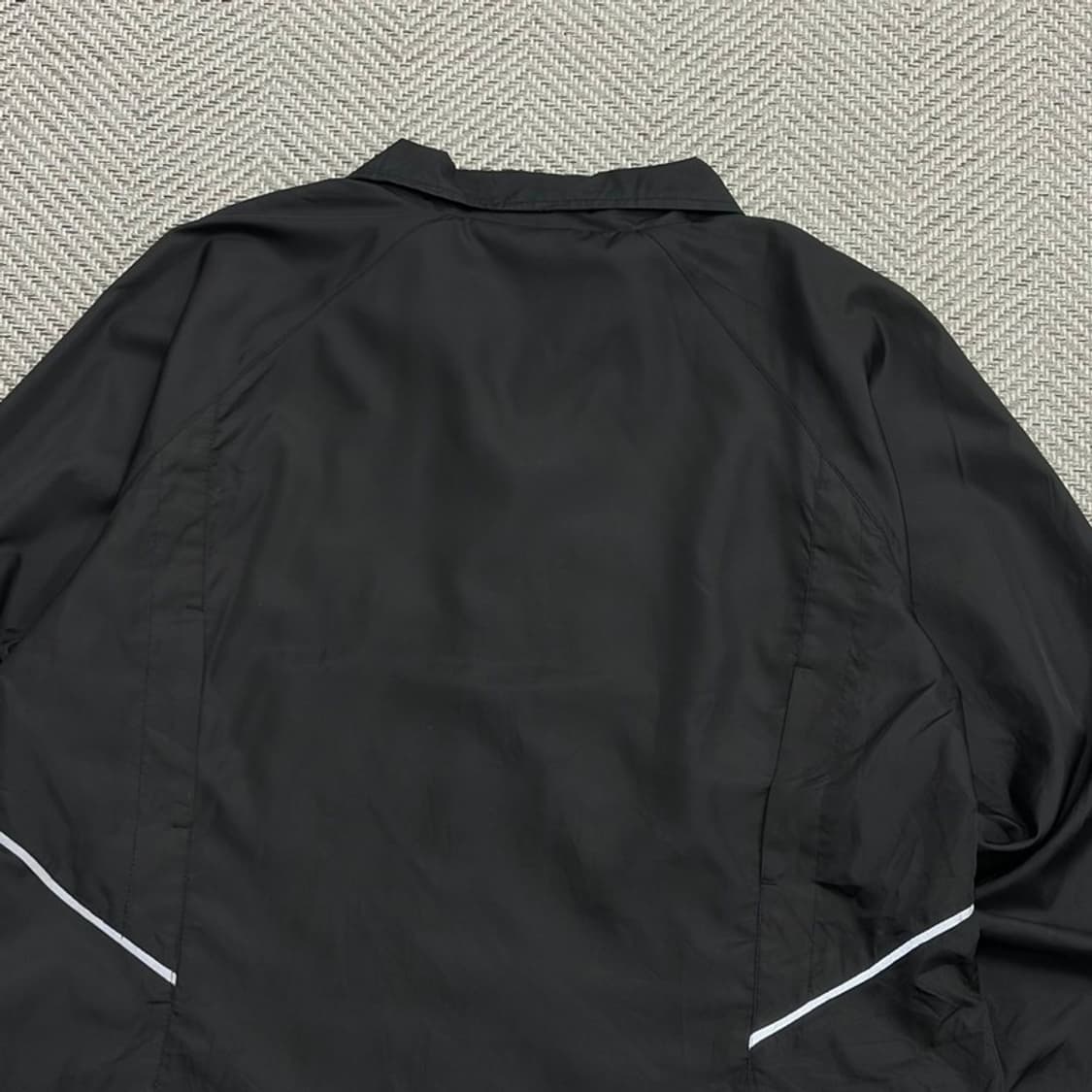 휠라 로고 베이직 바람막이 v1818  상품이미지4