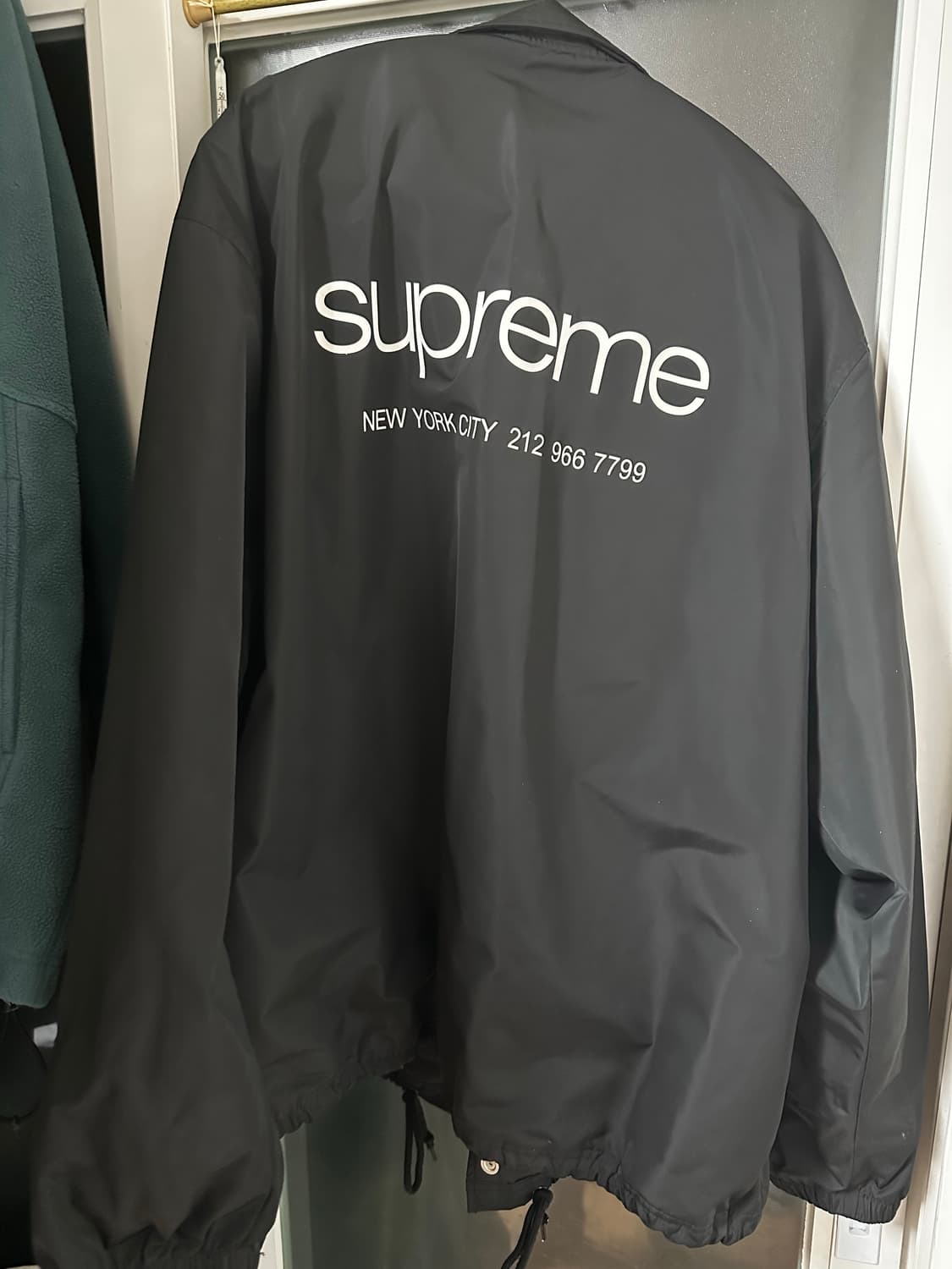 슈프림 23FW NYC코치자켓 블랙 상품이미지4