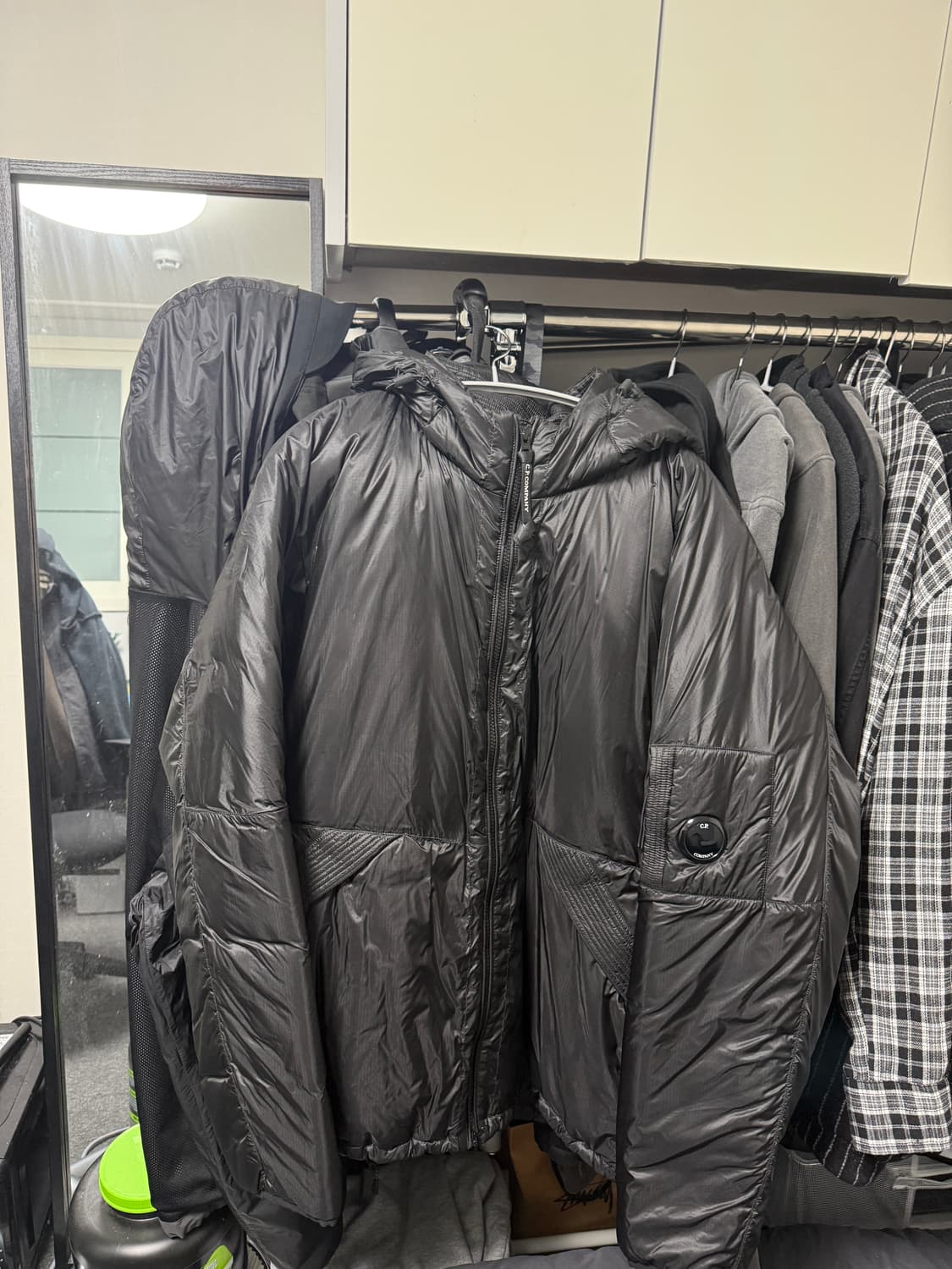 Cp컴퍼니 경량패딩 xxxl 3xl 56 황금사이즈 제품 판매합니다!! 상품이미지1