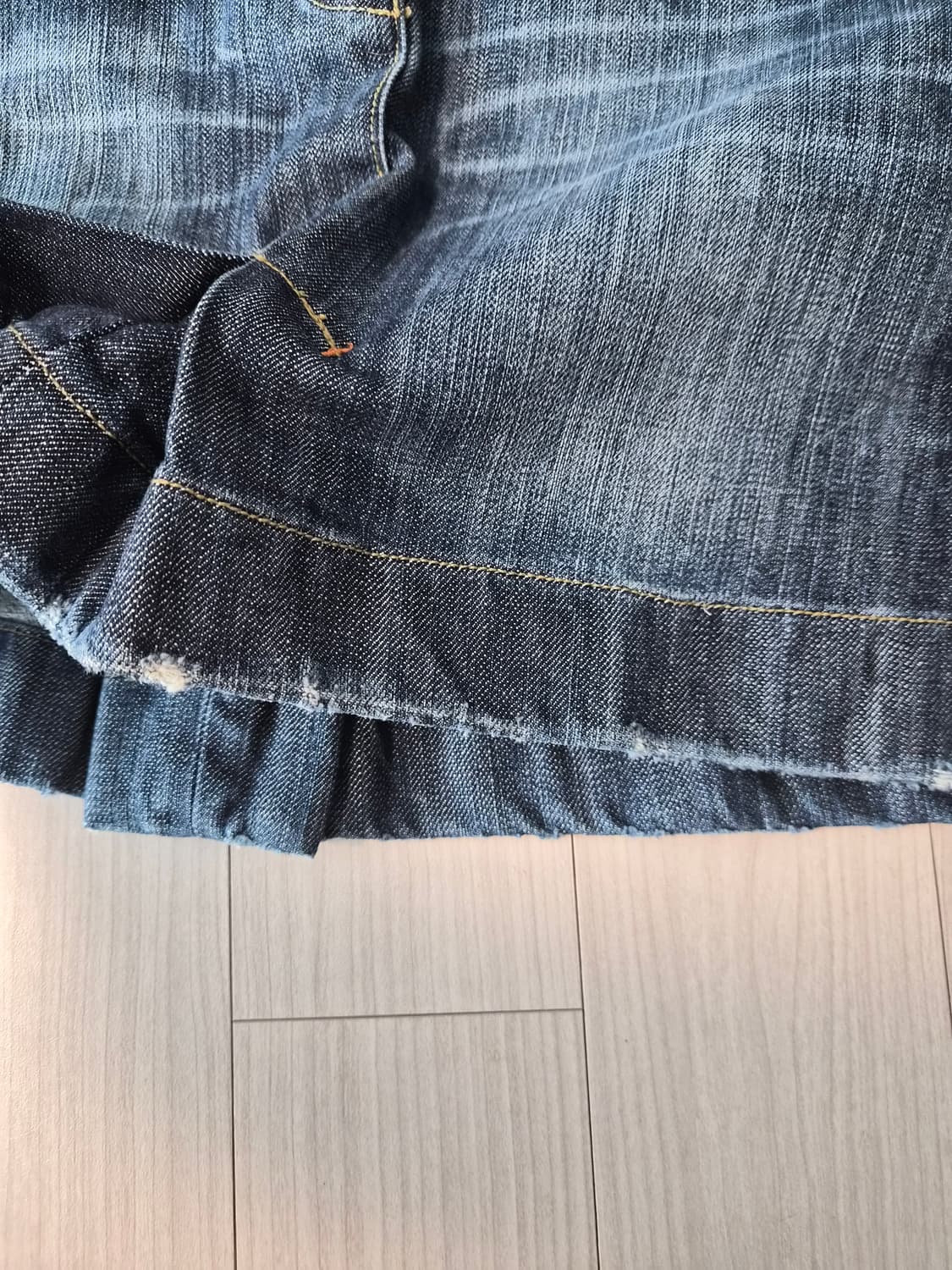 [Y2K/빈티지]  투버튼 데님 치마바지 상품이미지5