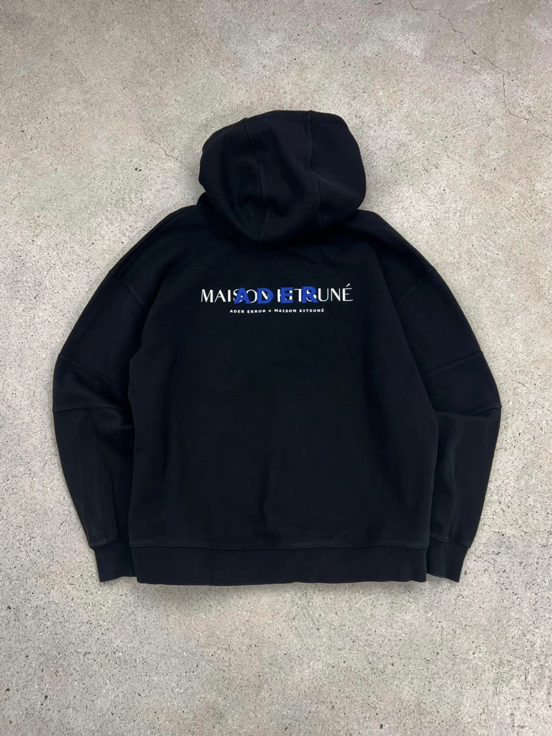 아더에러 X 메종키츠네 블루폭스 후드 티셔츠 상품이미지1