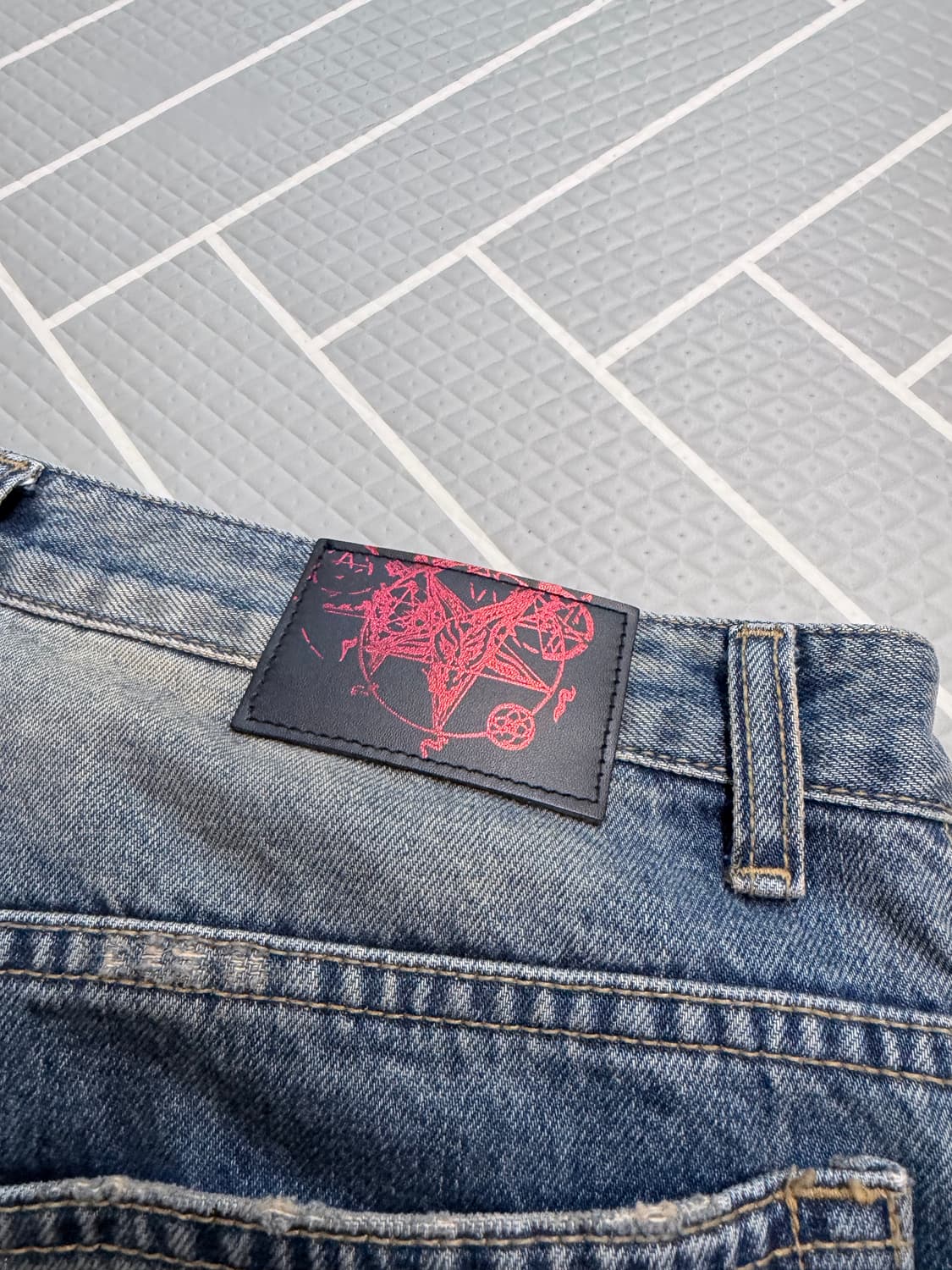 에모스탠스 클럽 배기진 2사이즈 상품이미지3