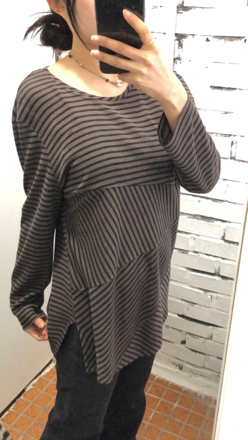 사선 스트라이프 브라운 롱슬리브 상품이미지3