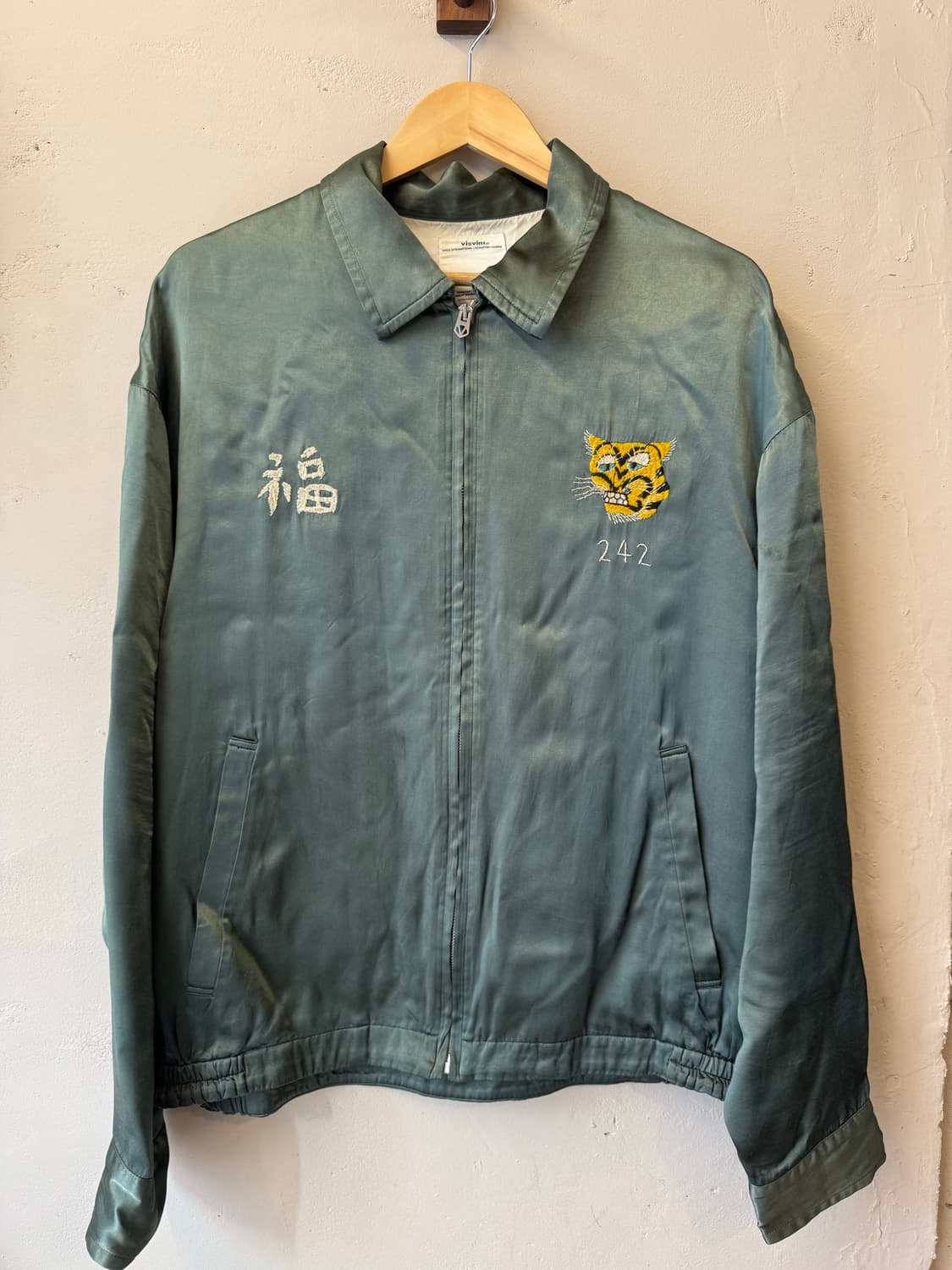 비즈빔 레드선 수베니어 자켓 3 size 상품이미지3