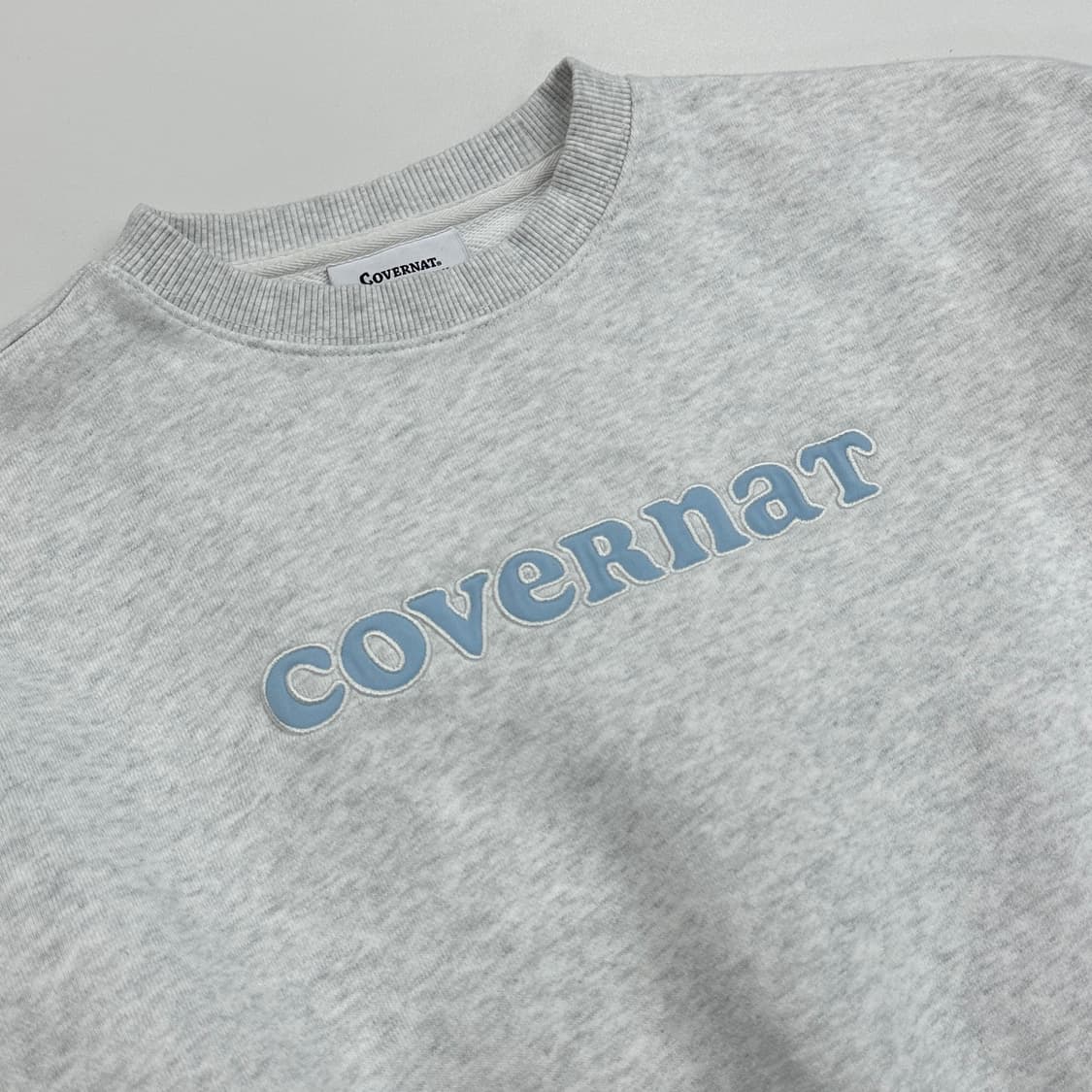 커버낫 크롭 그레이 맨투맨 상품이미지2