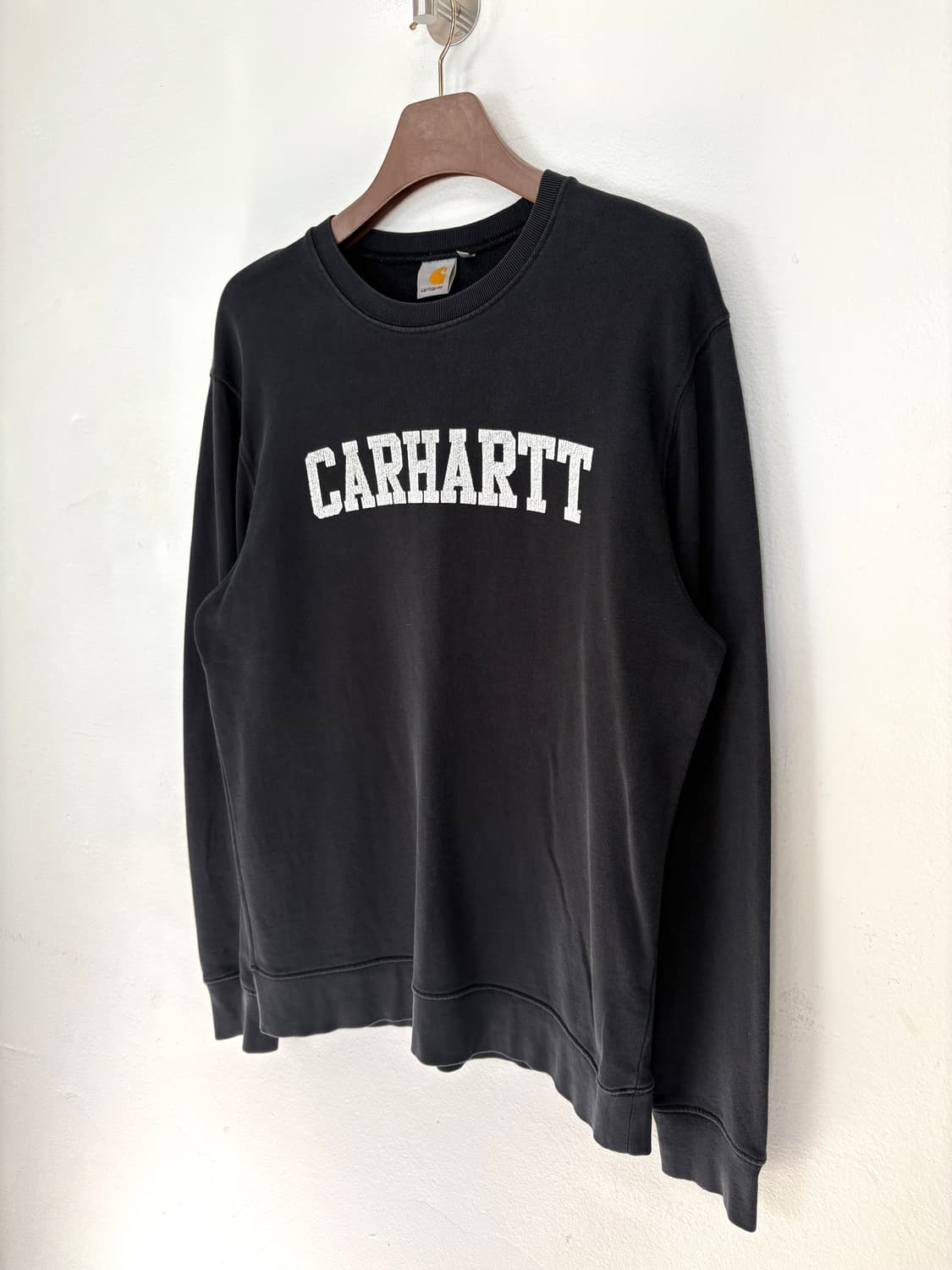  [L]CARHARTT 블랙 로고 긴팔티셔츠 상품이미지4