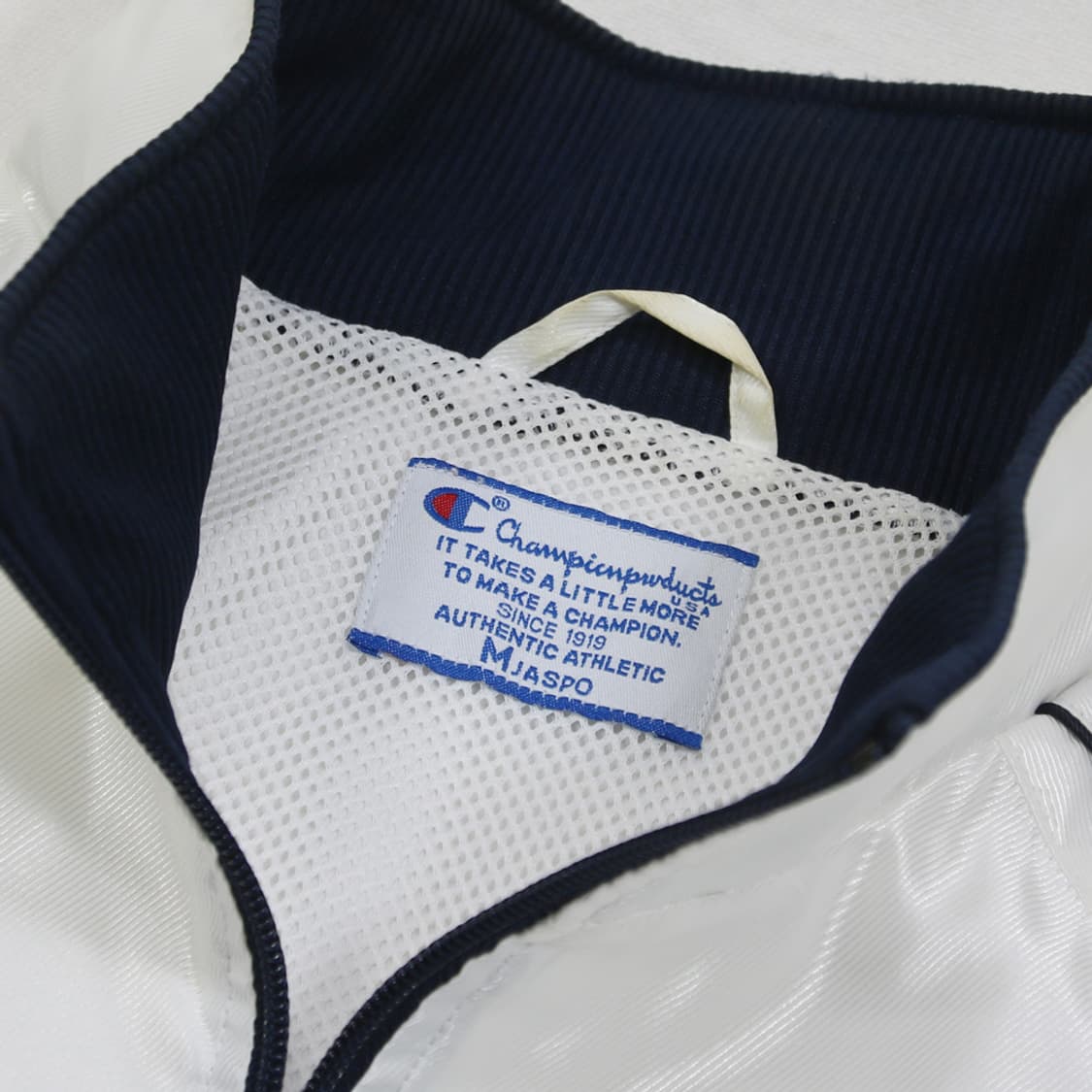 (착용컷) Champion 올드스쿨 트랙 자켓 (남성용 100) 상품이미지6