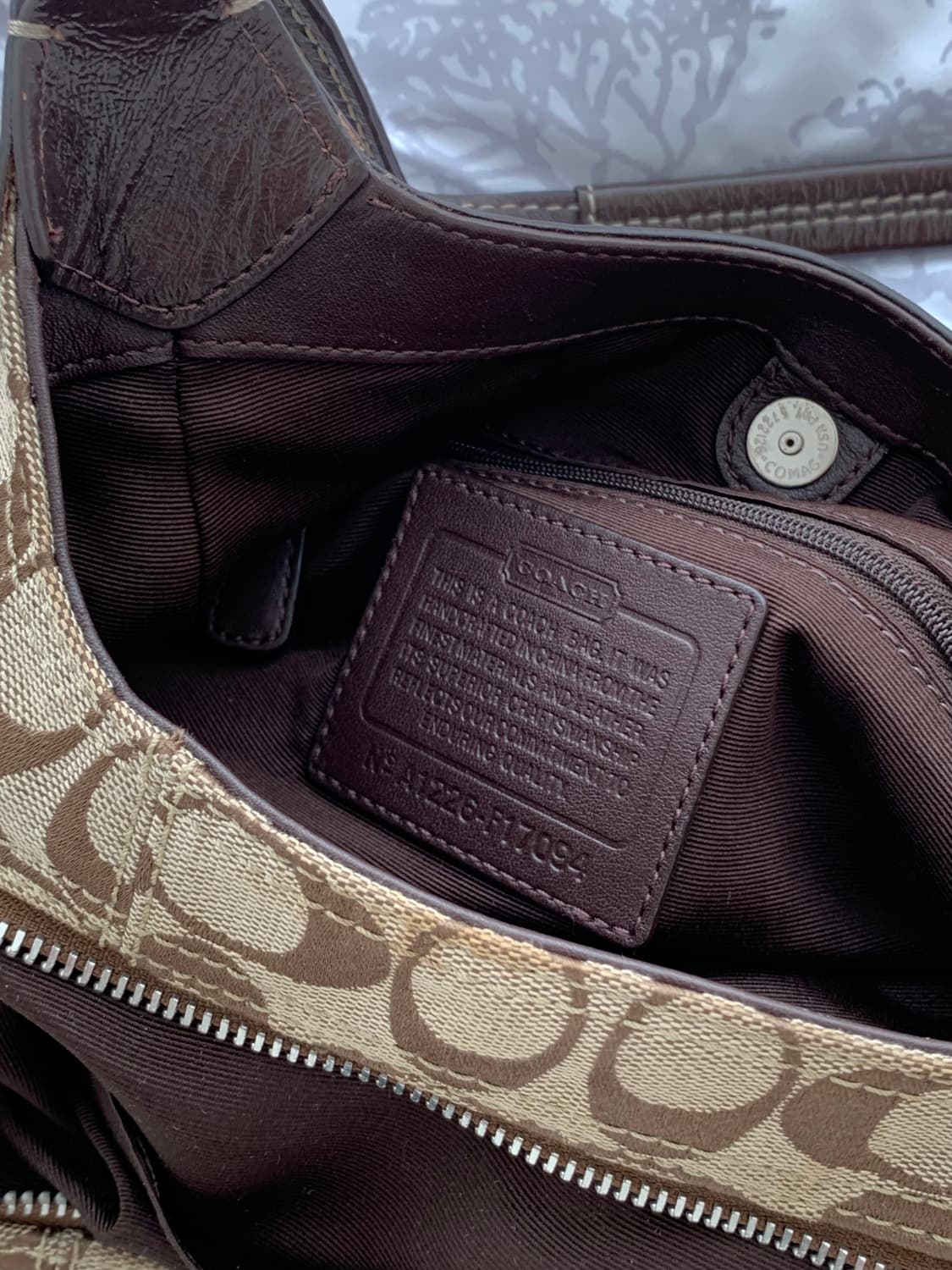 Coach Buckle Shoulder Bag Brown 🤎💼 상품이미지5