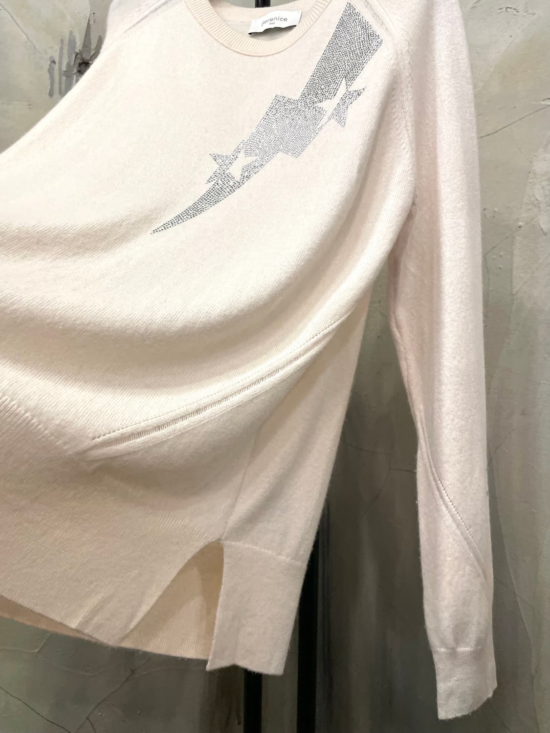 berenice 아이보리 비즈 봄 니트 55~66 상품이미지4