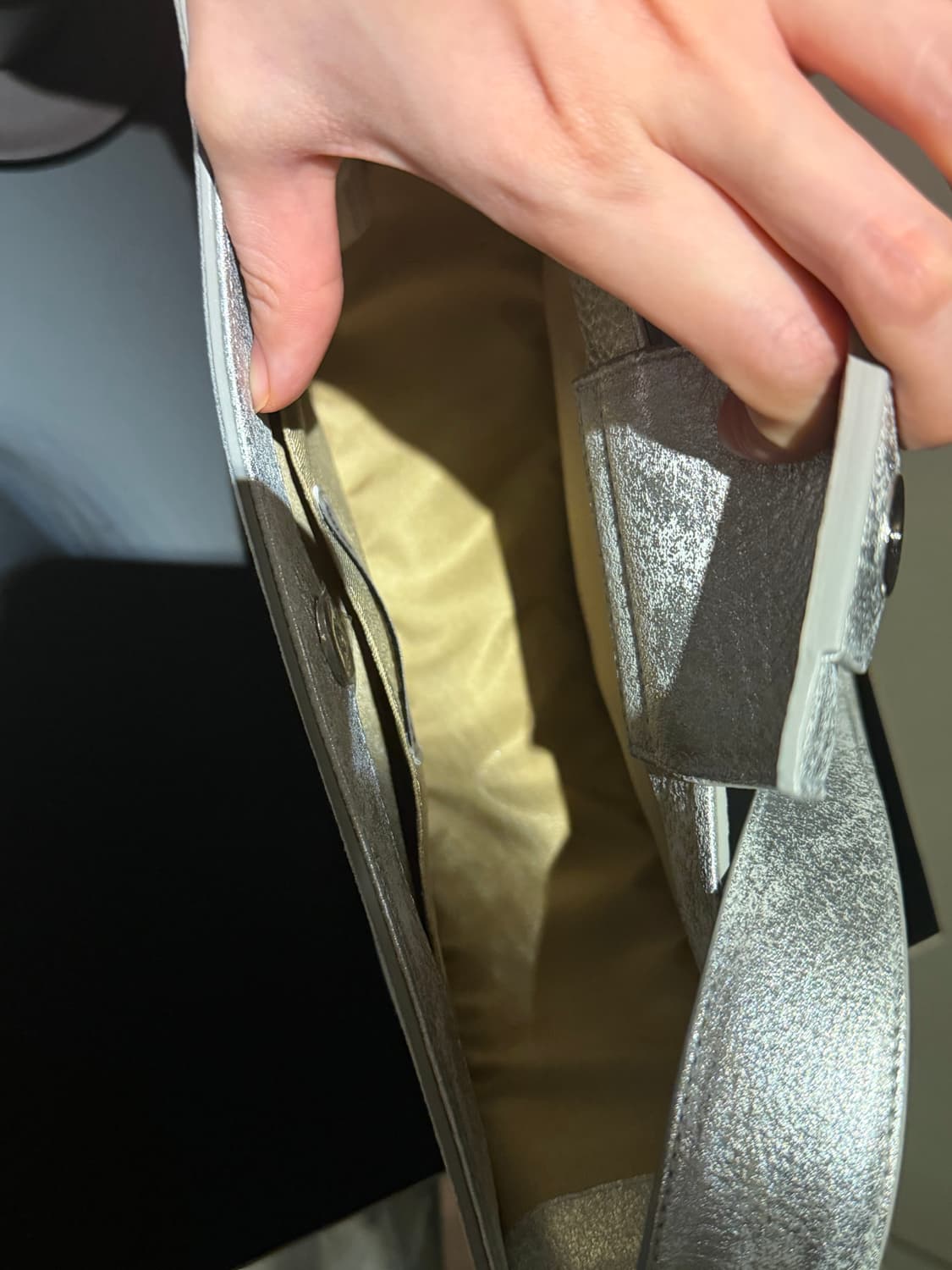 Matin kim silver bag 마뗑킴 실버 가방 상품이미지3