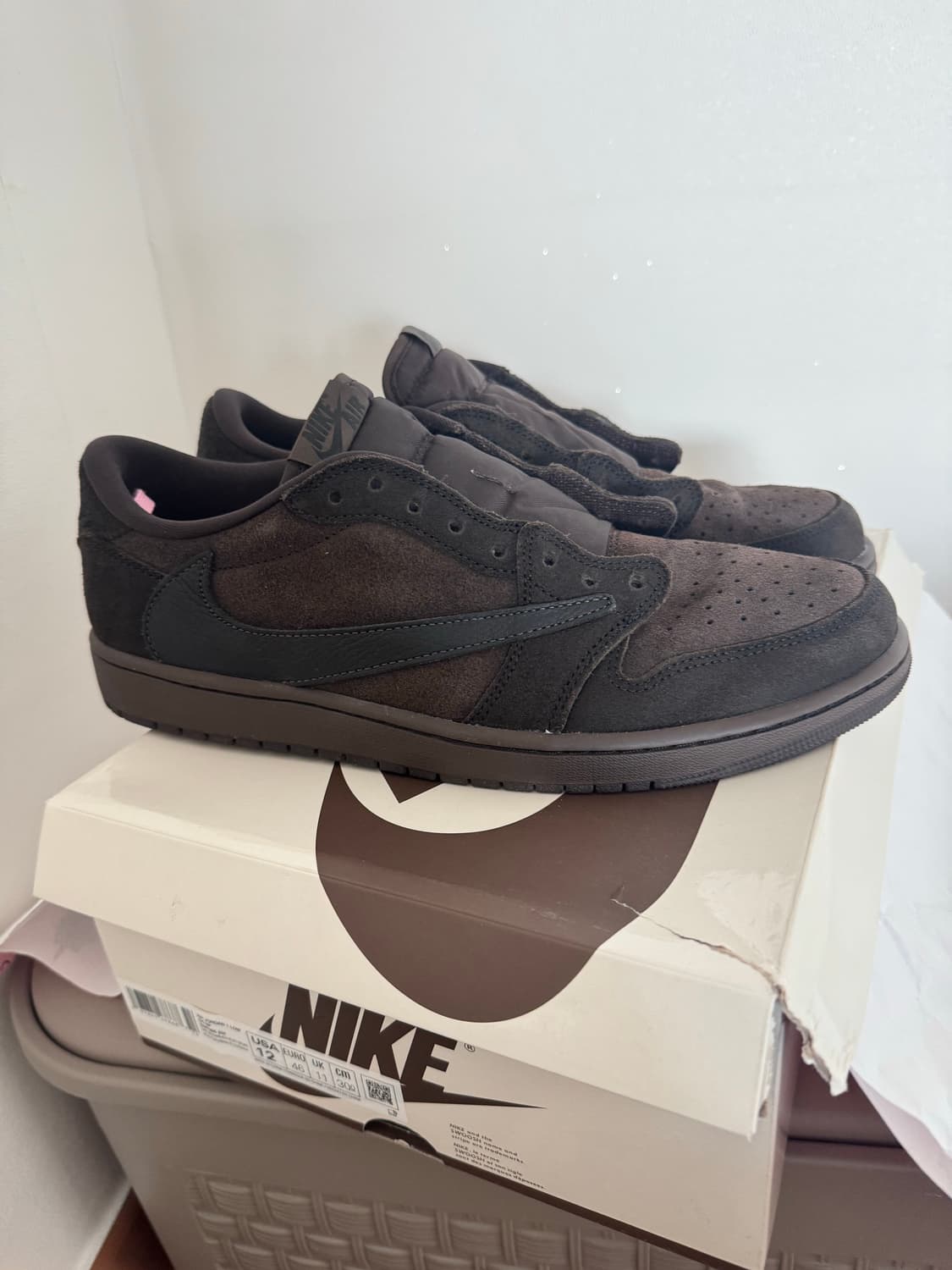 조던1 트래비스 스캇 벨벳 브라운 300 상품이미지1