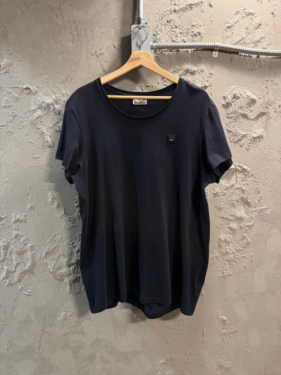 아크네스튜디오 Acne Studios 페이스 패치 반팔 티셔츠 네이비 L 상품이미지1