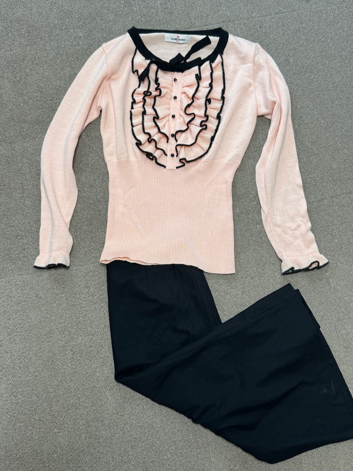 공주풍 프릴 니트 탑 갤러리 비스콘티 상품이미지6