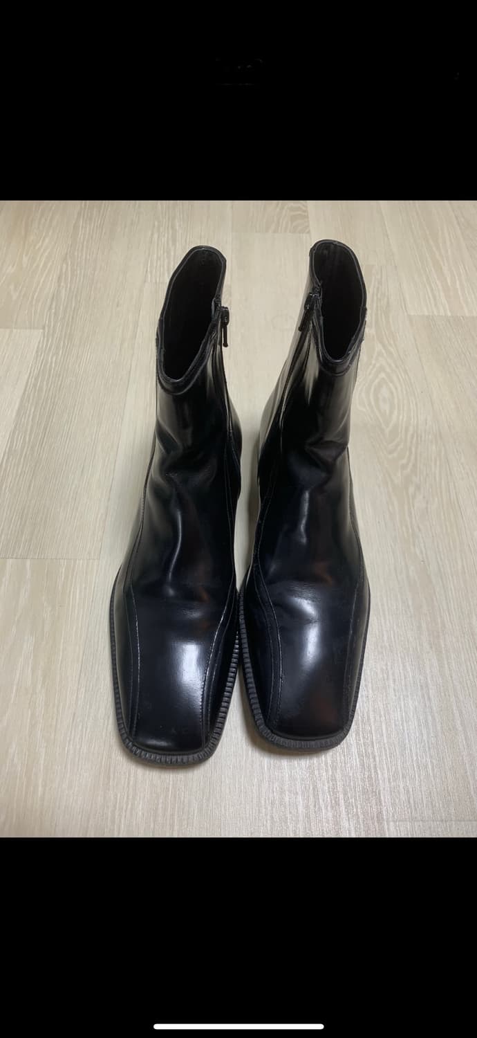 프라다 스퀘어토 사이드집 앵글부츠 (9) 상품이미지1