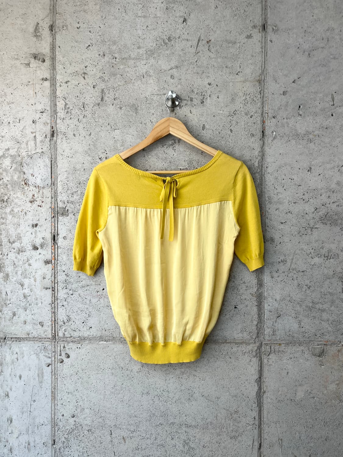 Burberry 버버리 로고 탑 옐로우 상품이미지3