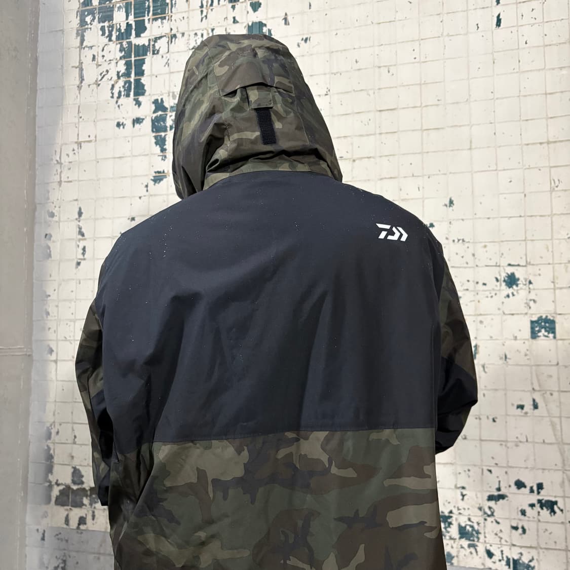 다이와 daiwa dw-1923 고어텍스 카모 자켓 상품이미지2
