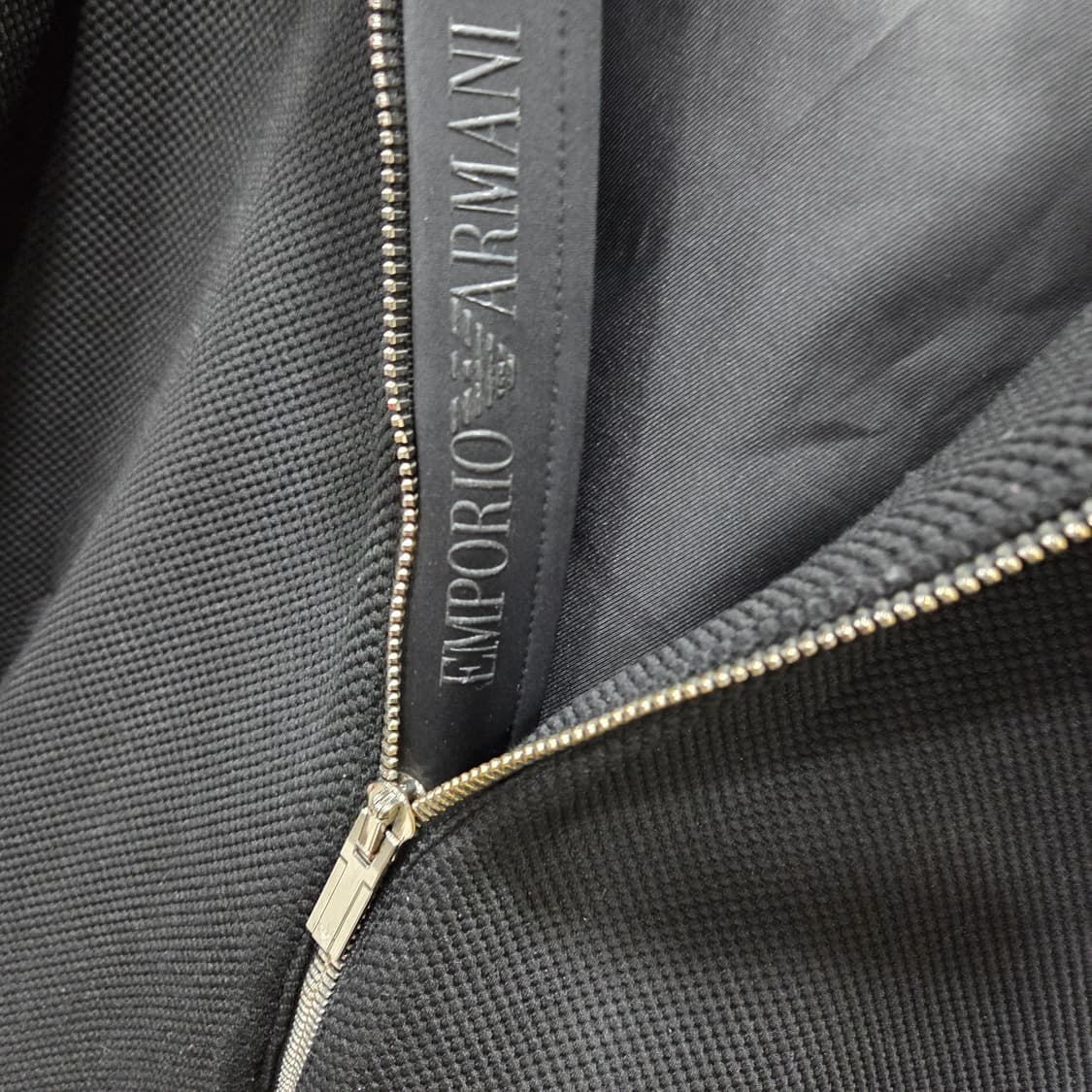 엠포리오 아르마니 후드 봄버 상품이미지2