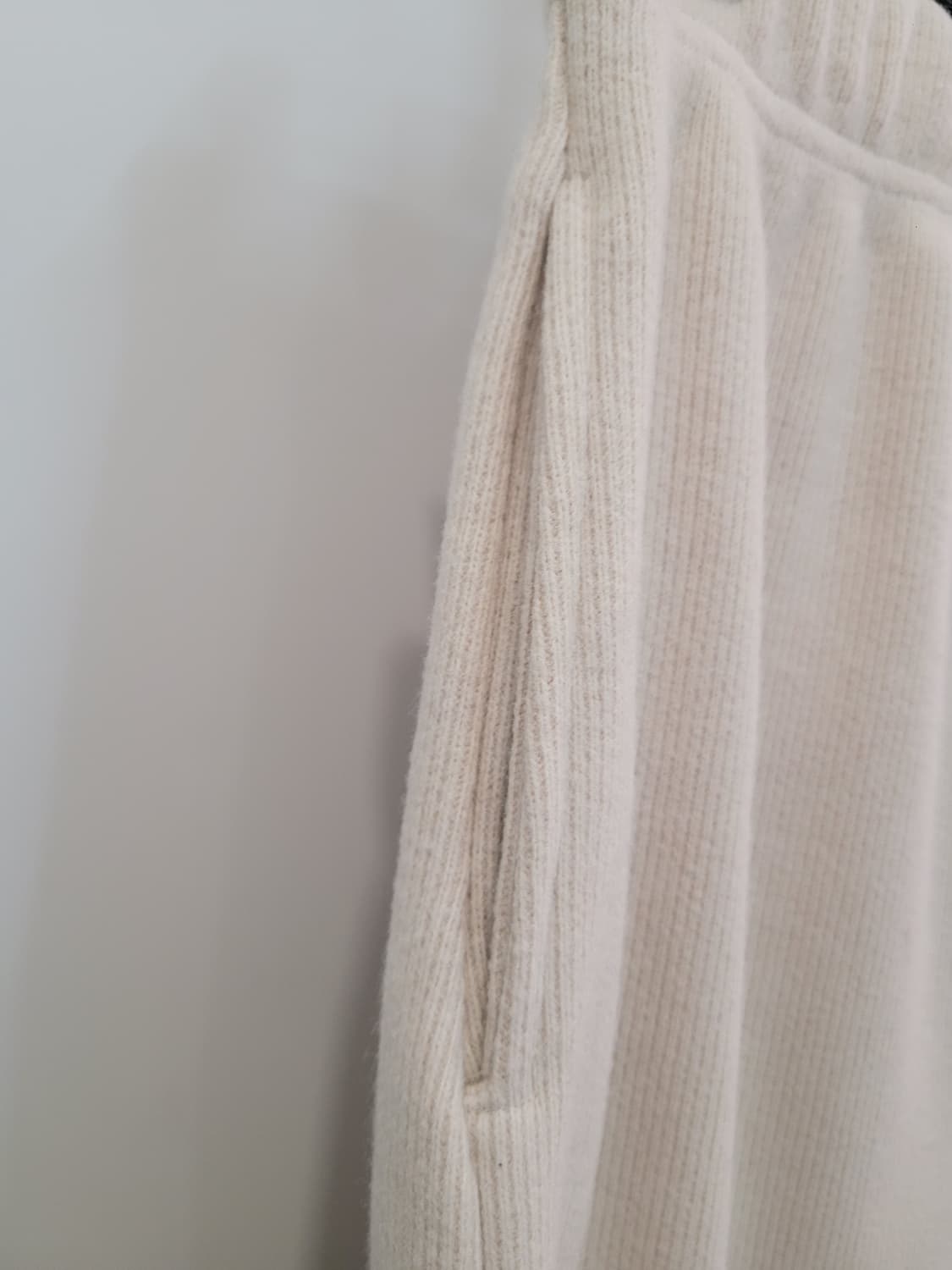 로에일 리브드 슬릿 밴딩 스커트 - 크림 프리사이즈 상품이미지3