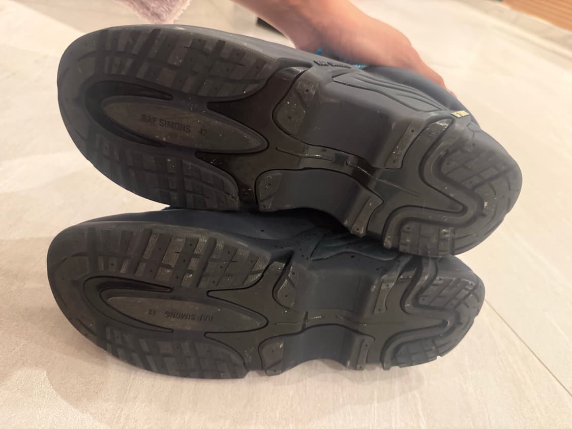 라프 시몬스 안테이 스니커즈 블루/블랙 42 상품이미지7