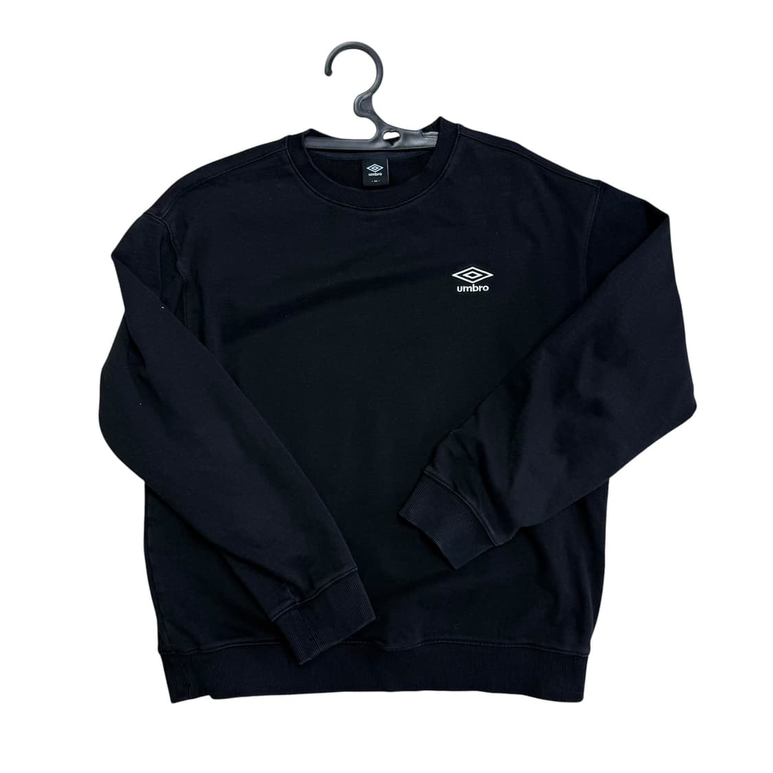 엄브로 맨투맨  상품이미지1