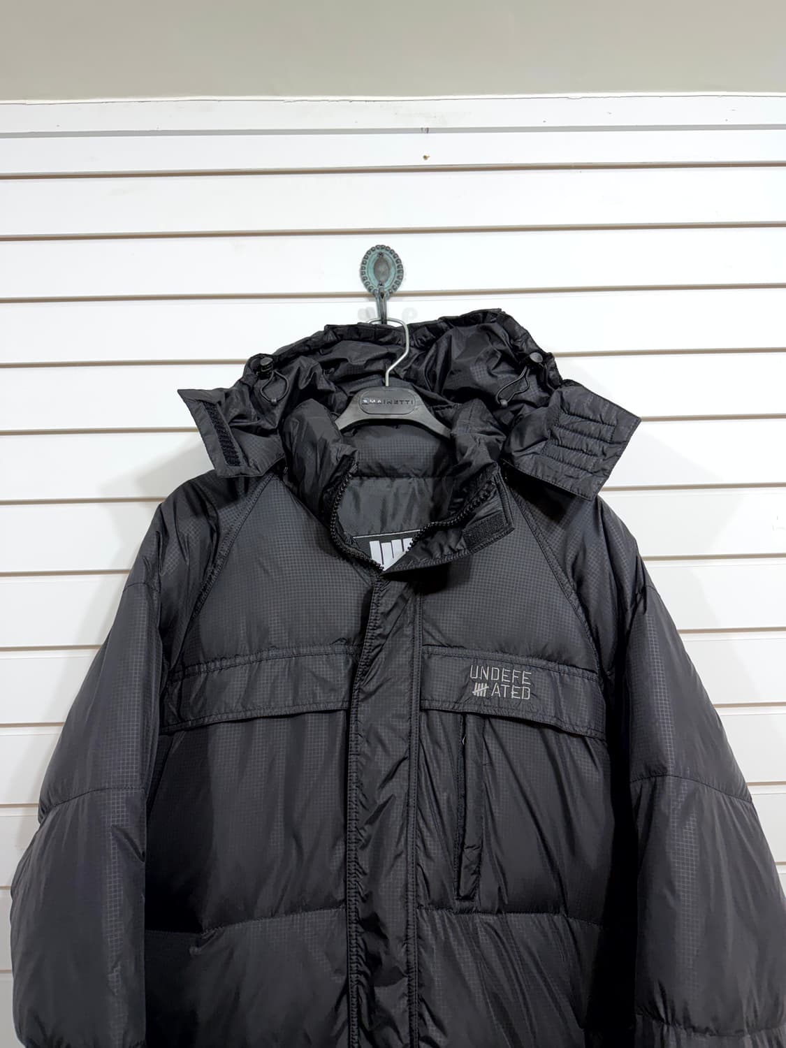 UNDEFEATED 다운점퍼 상품이미지3