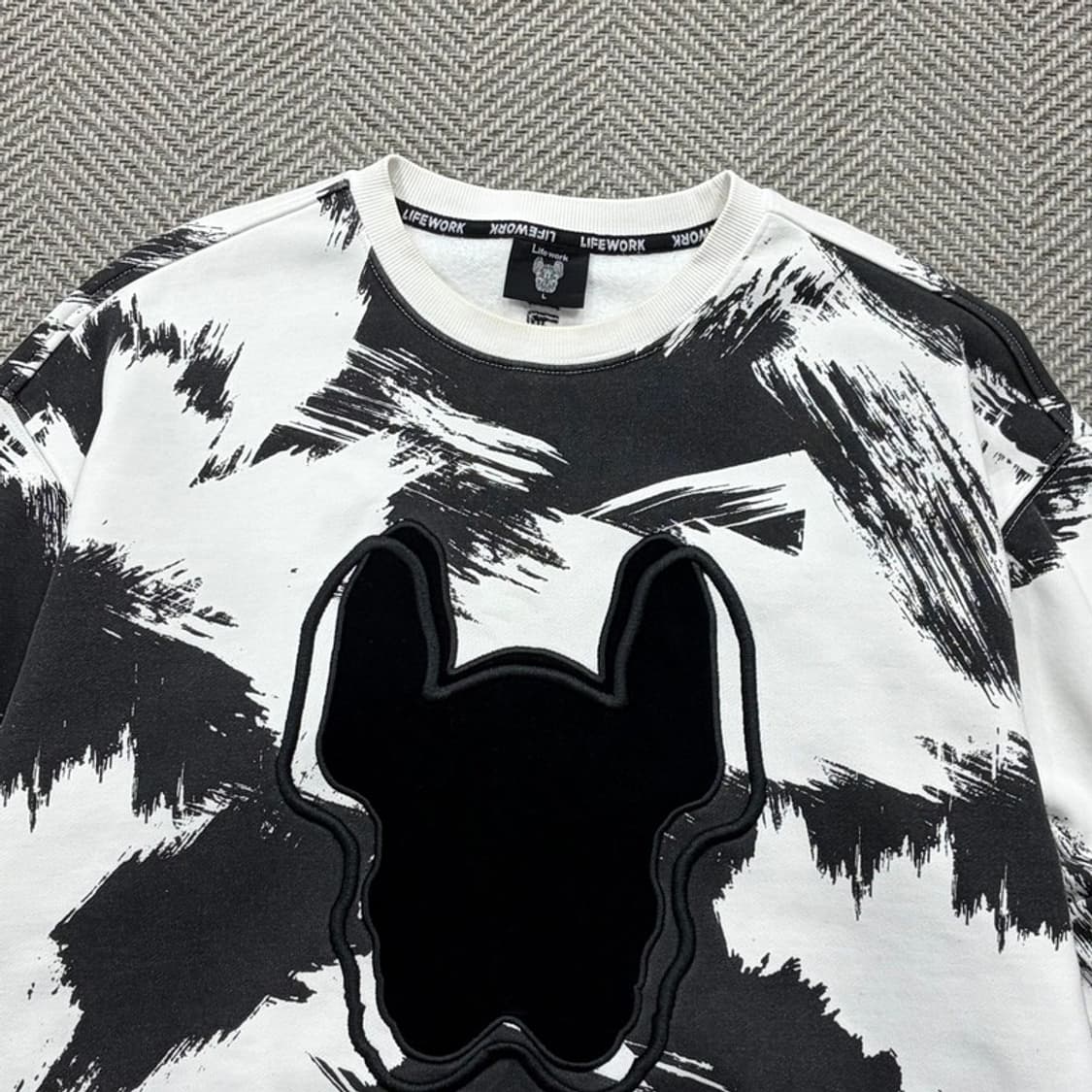 라이프워크 라독 패치 맨투맨 v2058 상품이미지3